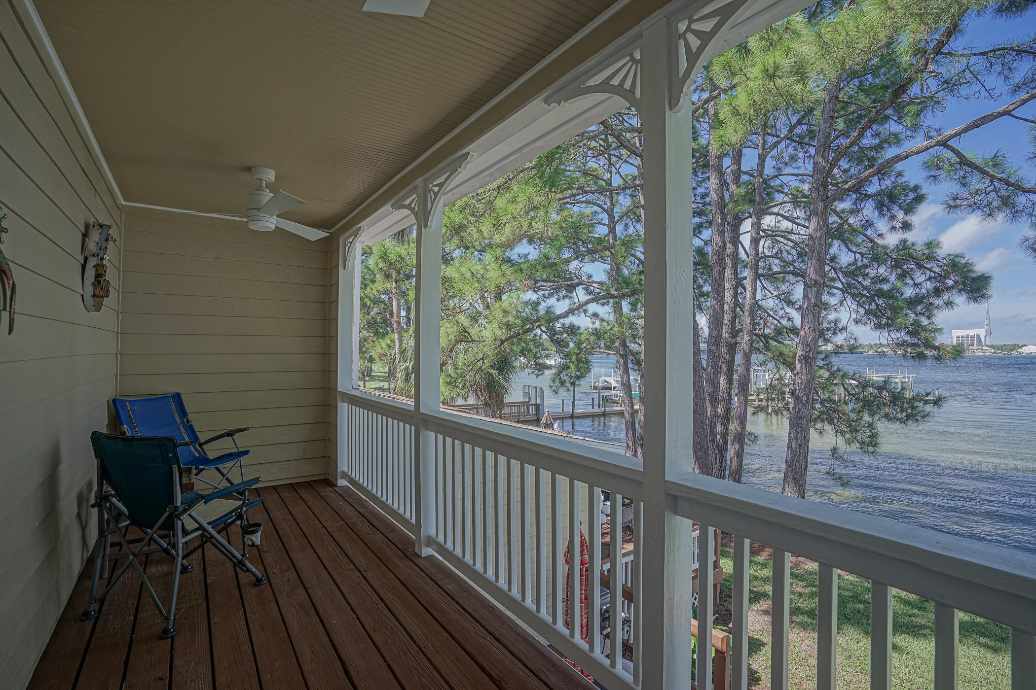 GARNIERS CAY T/H - Residential