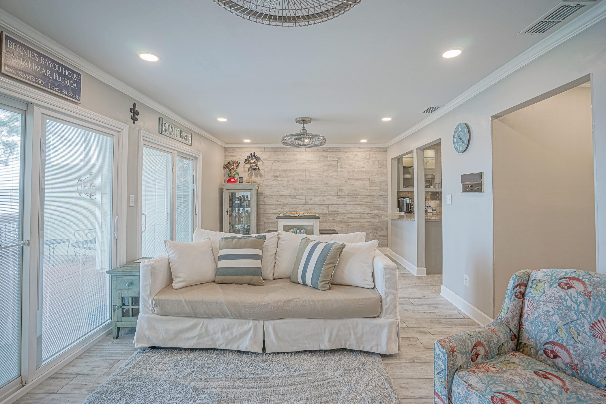 GARNIERS CAY T/H - Residential