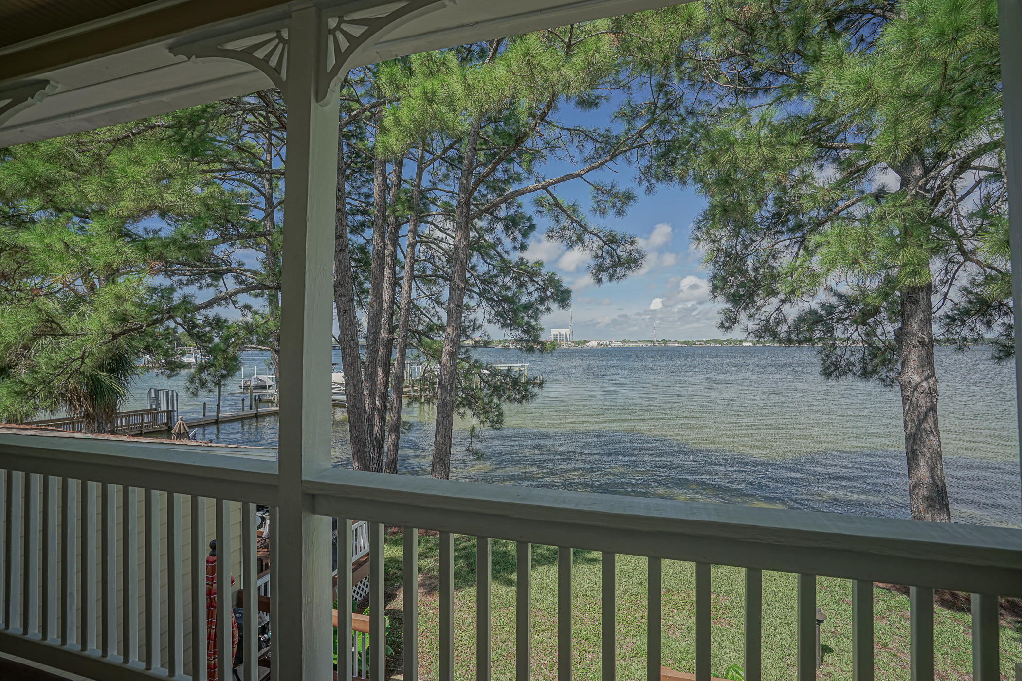 GARNIERS CAY T/H - Residential