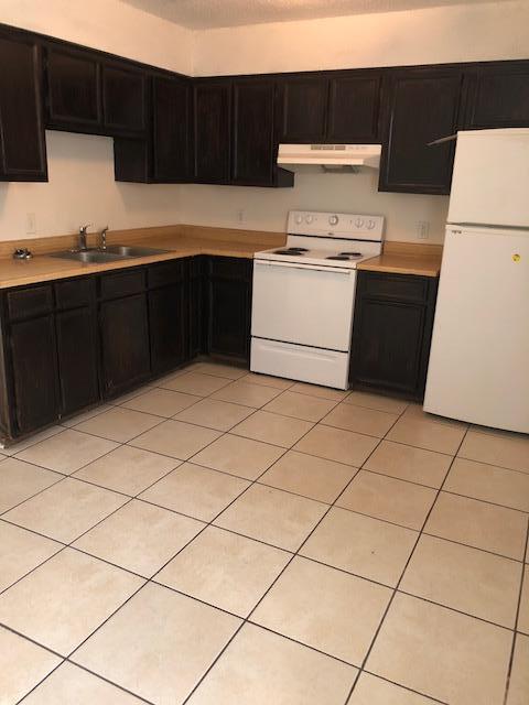 LEESA JENNIFER ACRES - Residential Lease