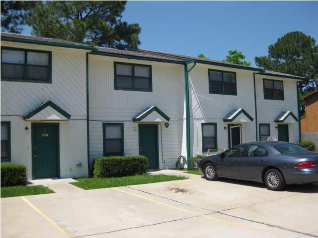 LEESA JENNIFER ACRES - Residential Lease