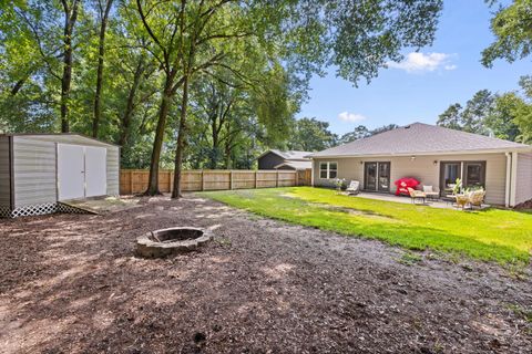 A home in Niceville