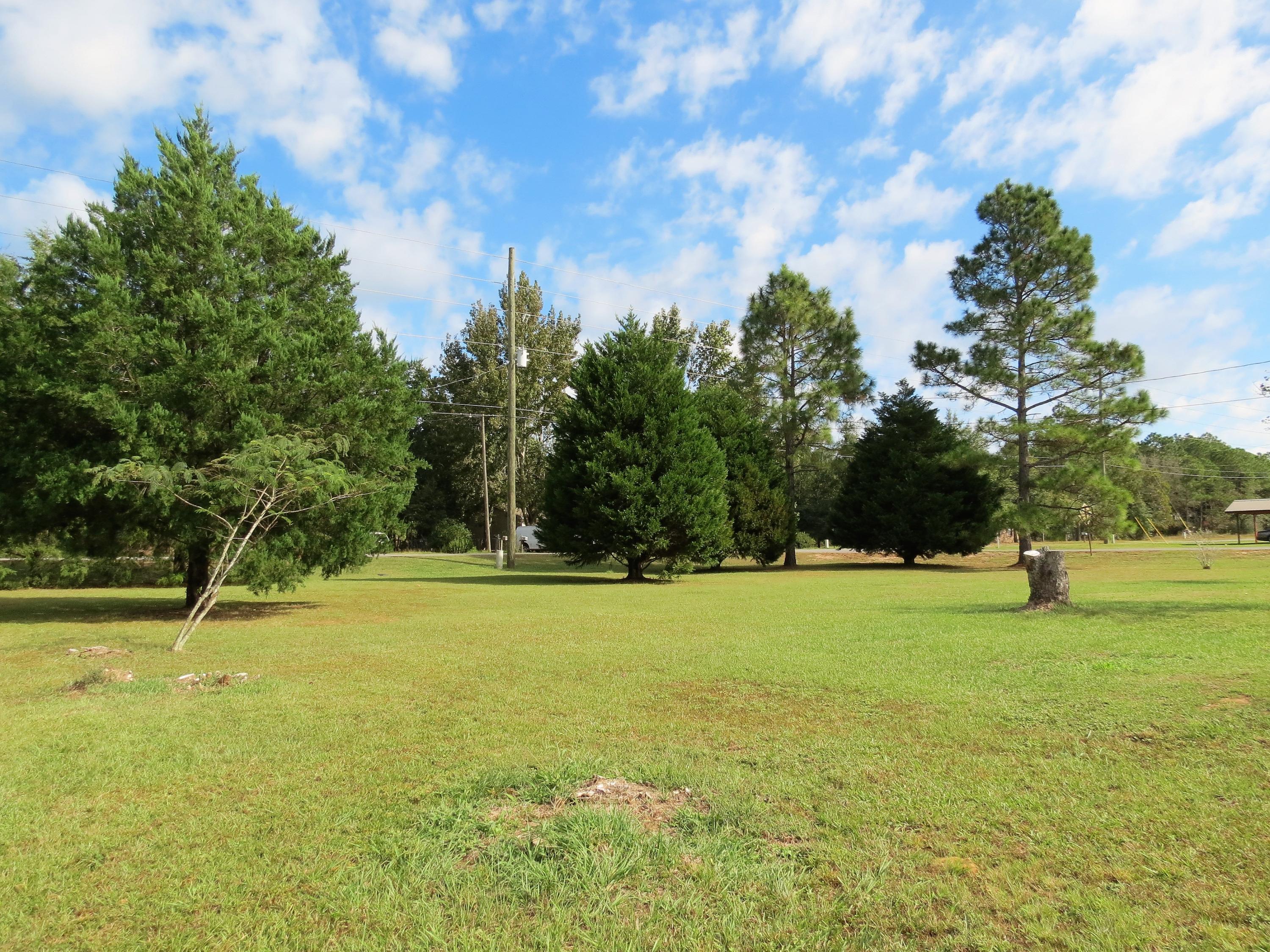 WHISPERING LAKES ESTATES - Residential