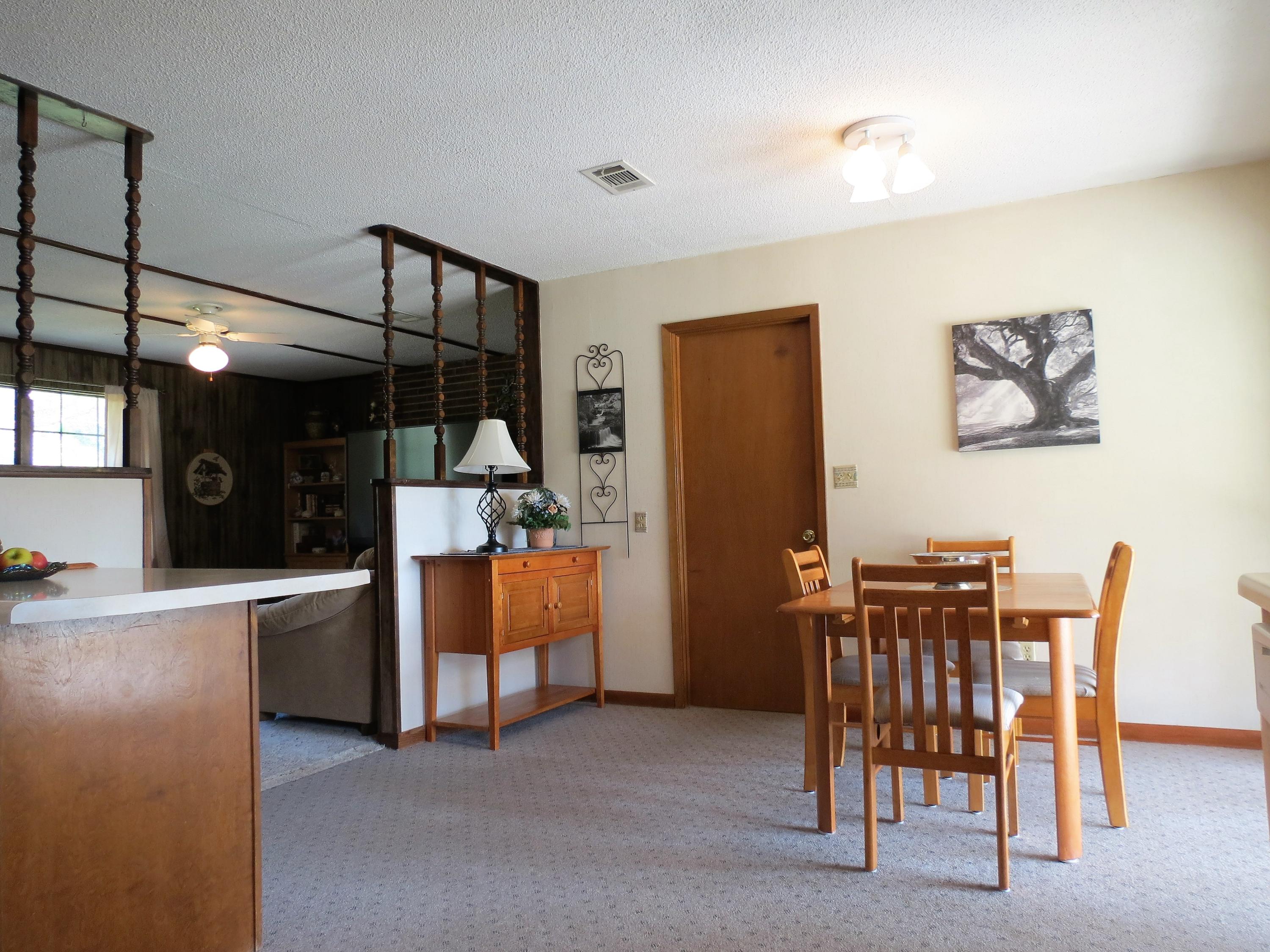 WHISPERING LAKES ESTATES - Residential