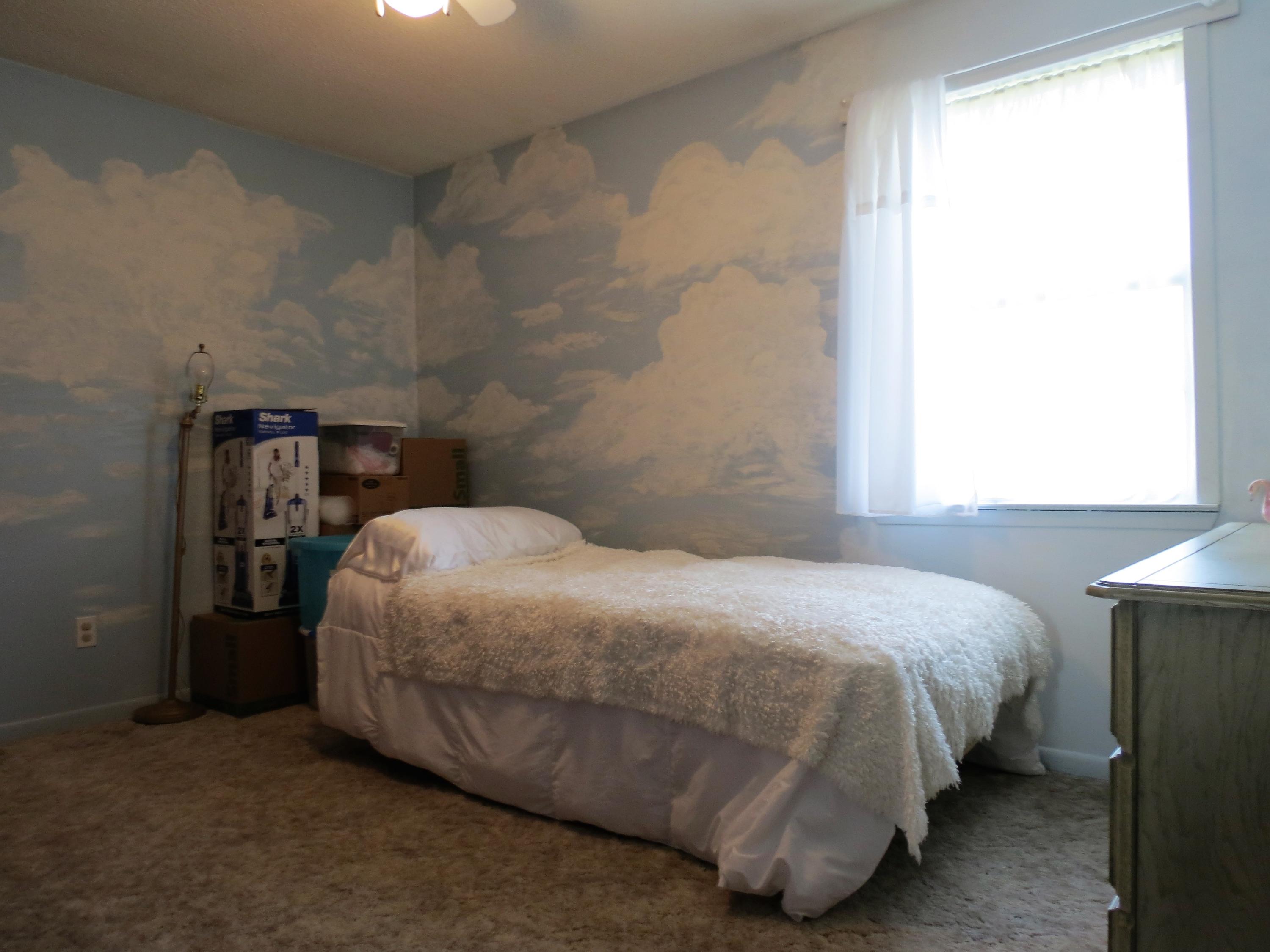 WHISPERING LAKES ESTATES - Residential