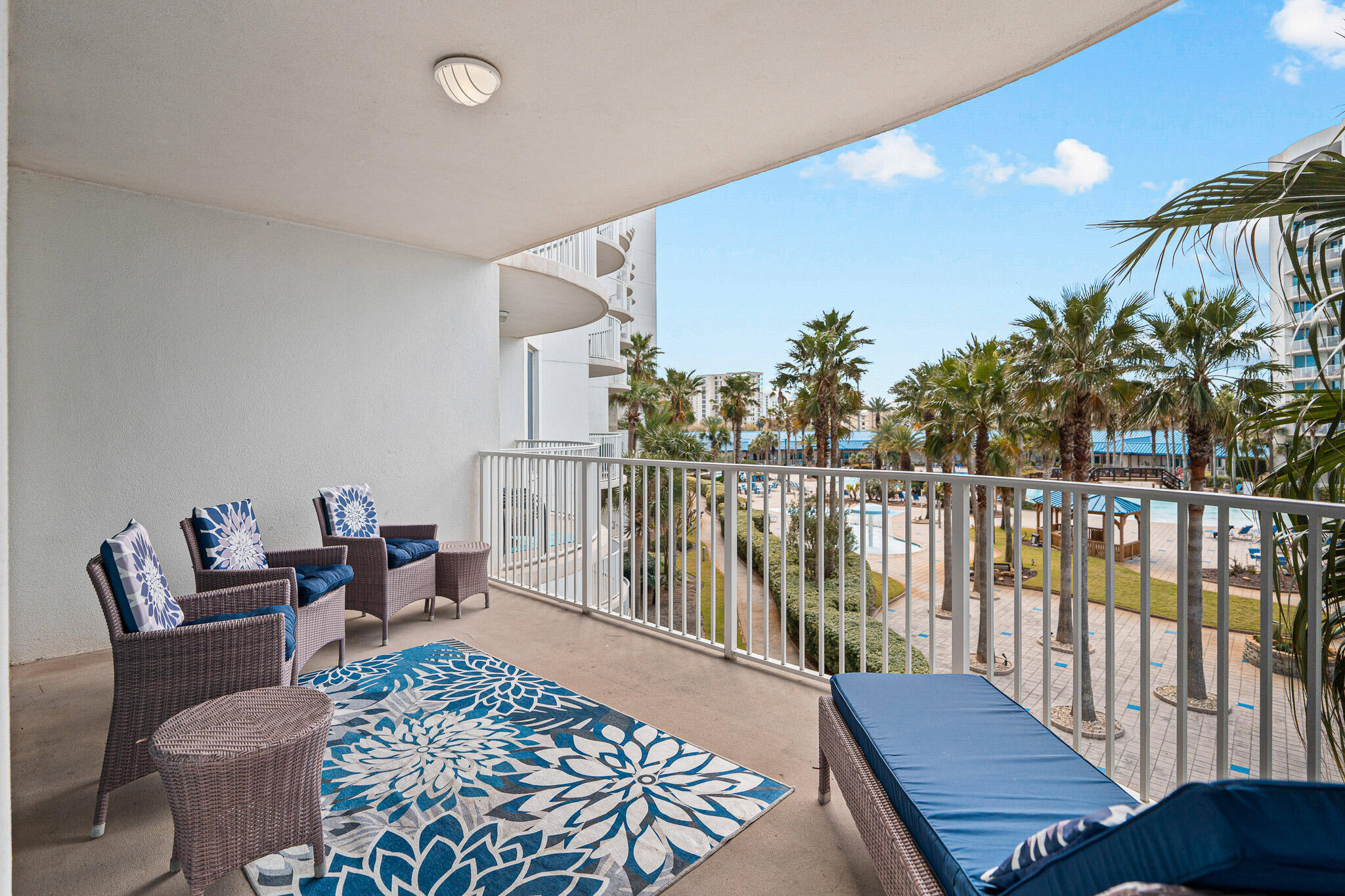 THE PALMS OF DESTIN - Residential