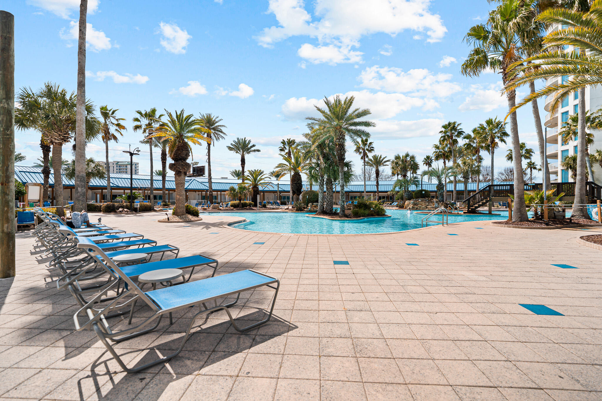 THE PALMS OF DESTIN - Residential