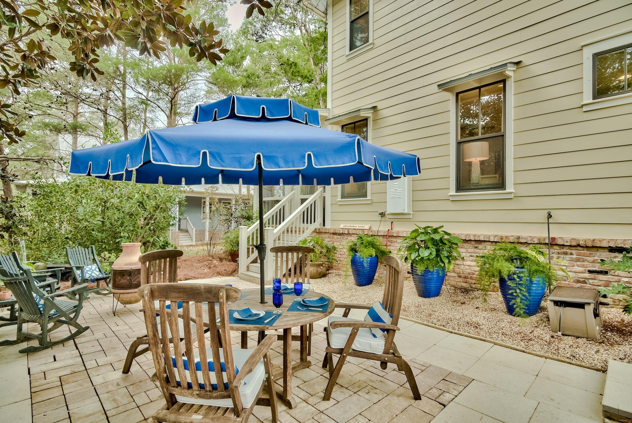 FOREST LAKES - Residential