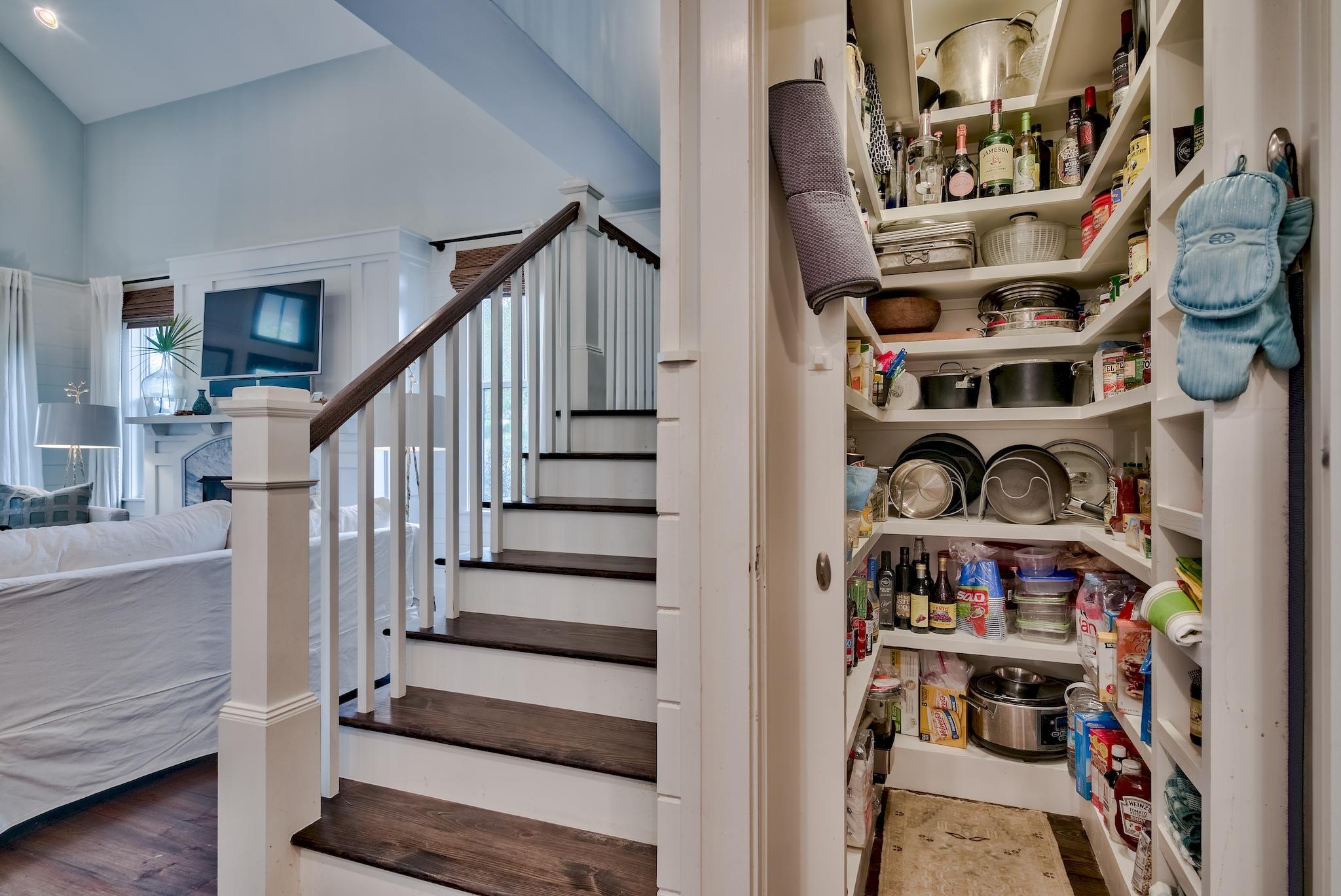 FOREST LAKES - Residential