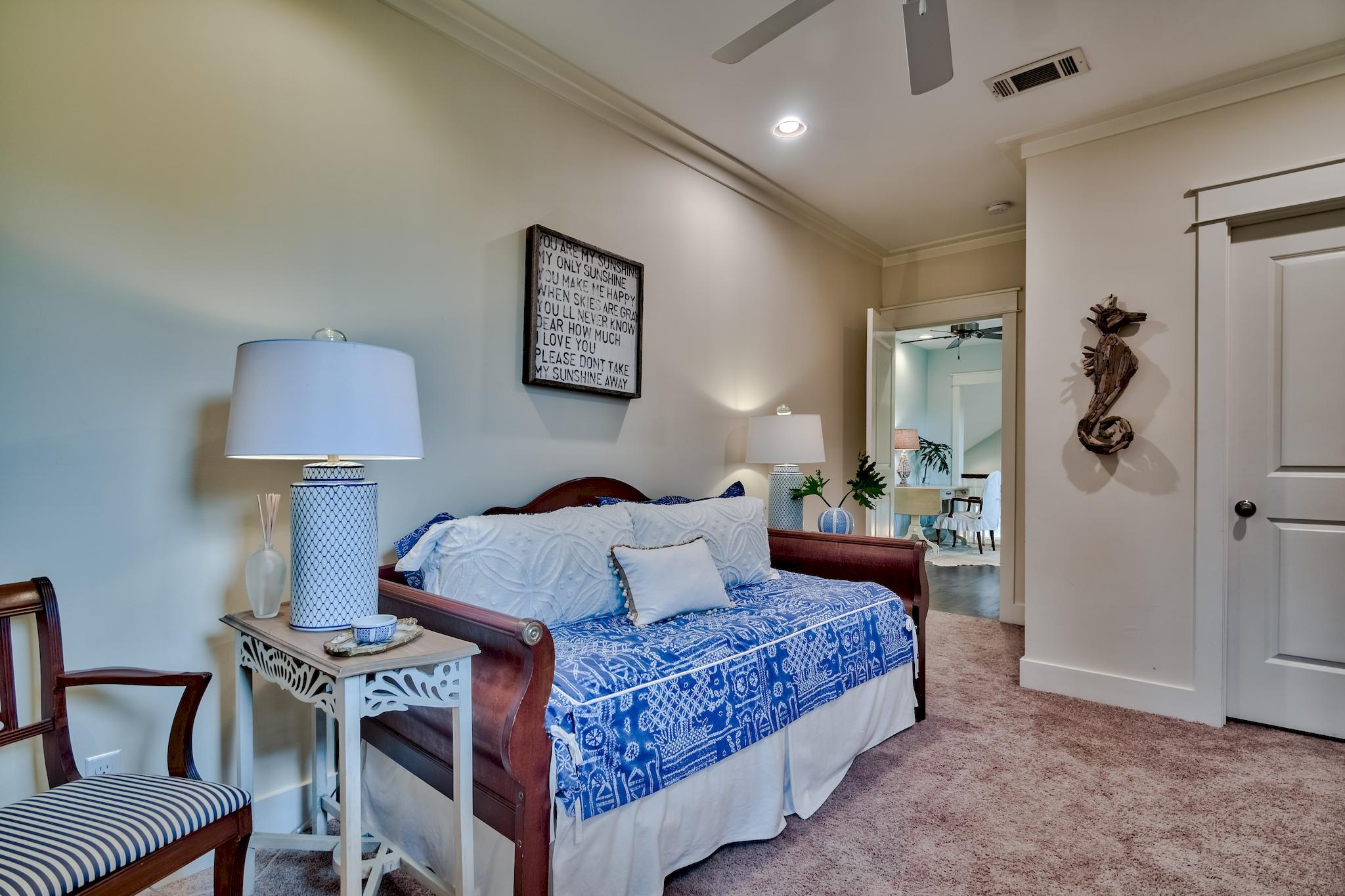 FOREST LAKES - Residential