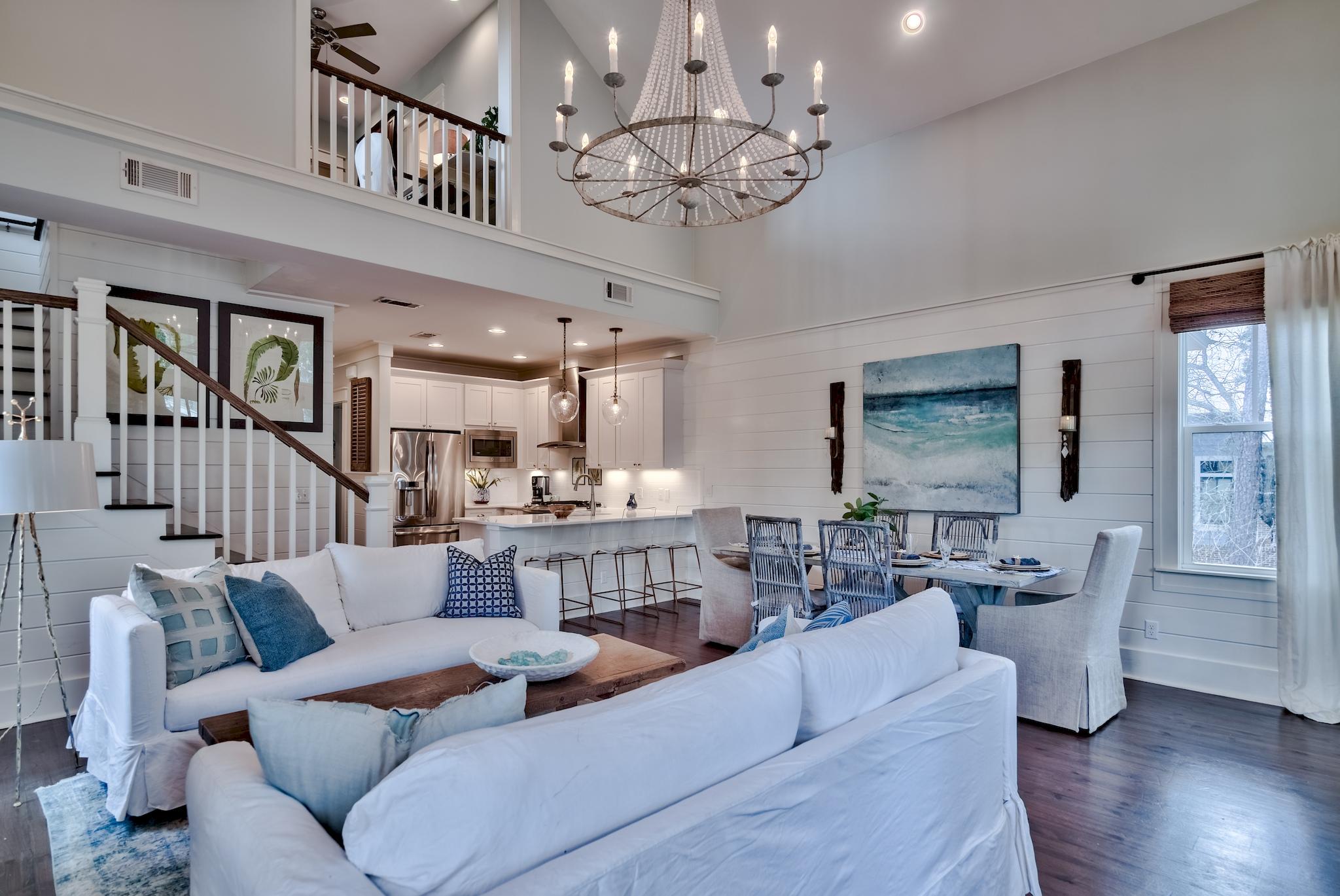 FOREST LAKES - Residential