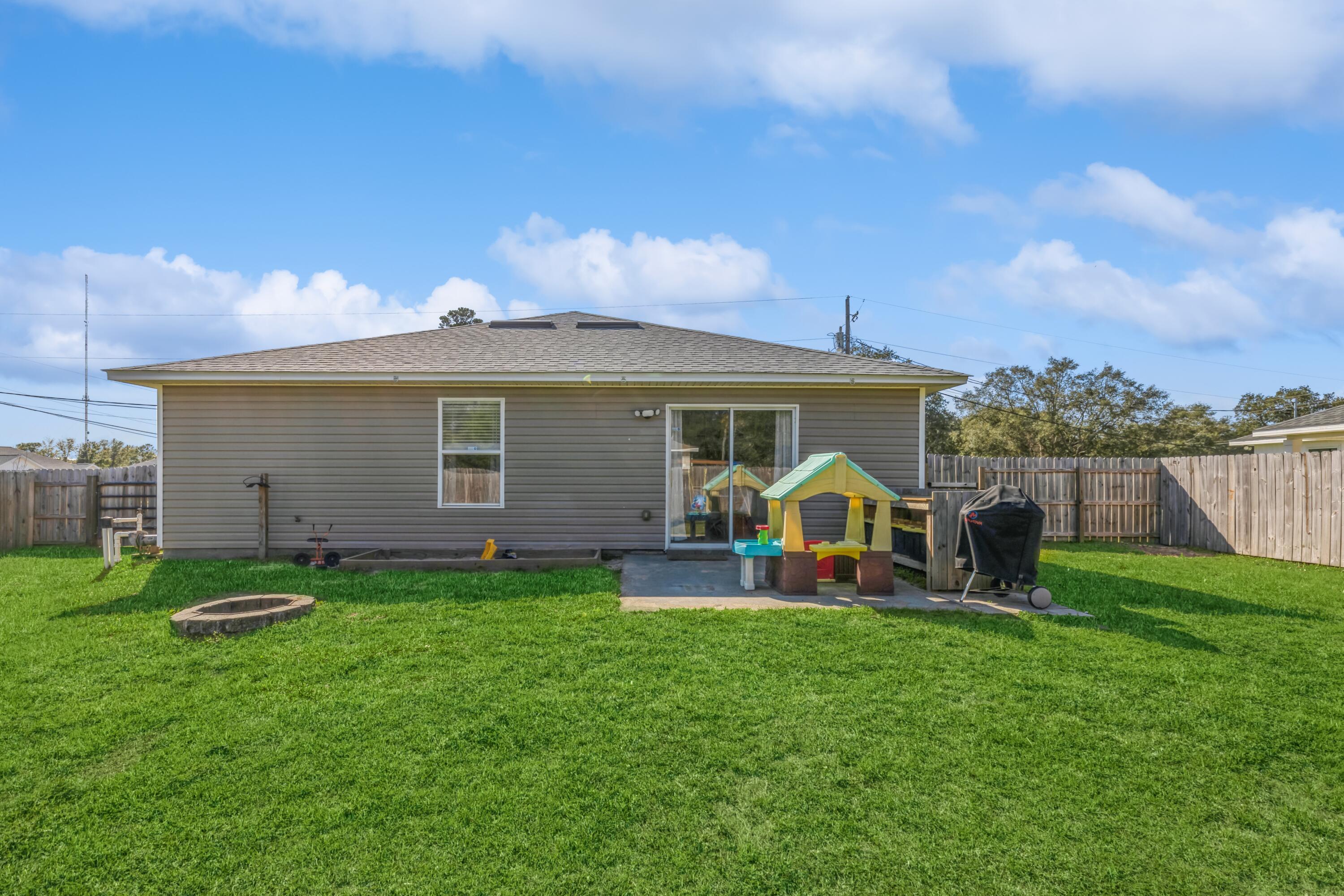 EAST BAY HEIGHTS - Residential