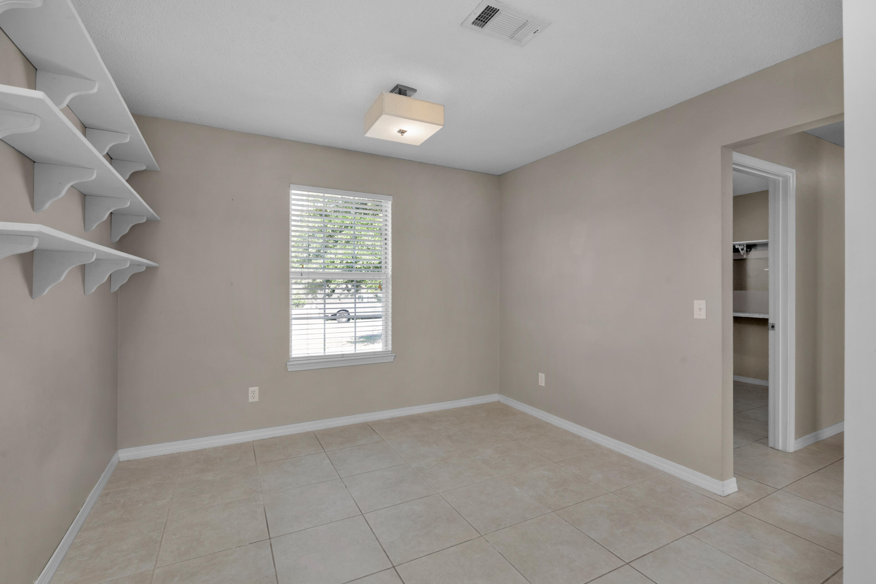 NORTHVIEW ESTATES 7TH ADDN - Residential