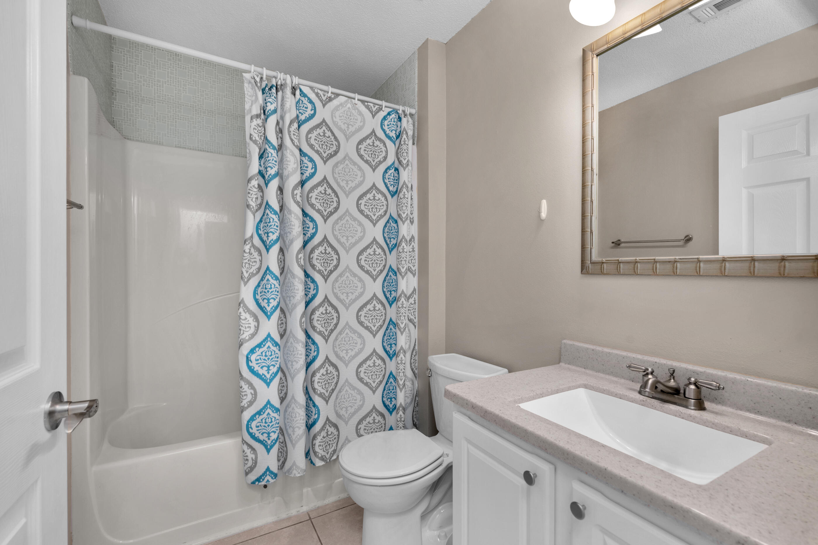 NORTHVIEW ESTATES 7TH ADDN - Residential