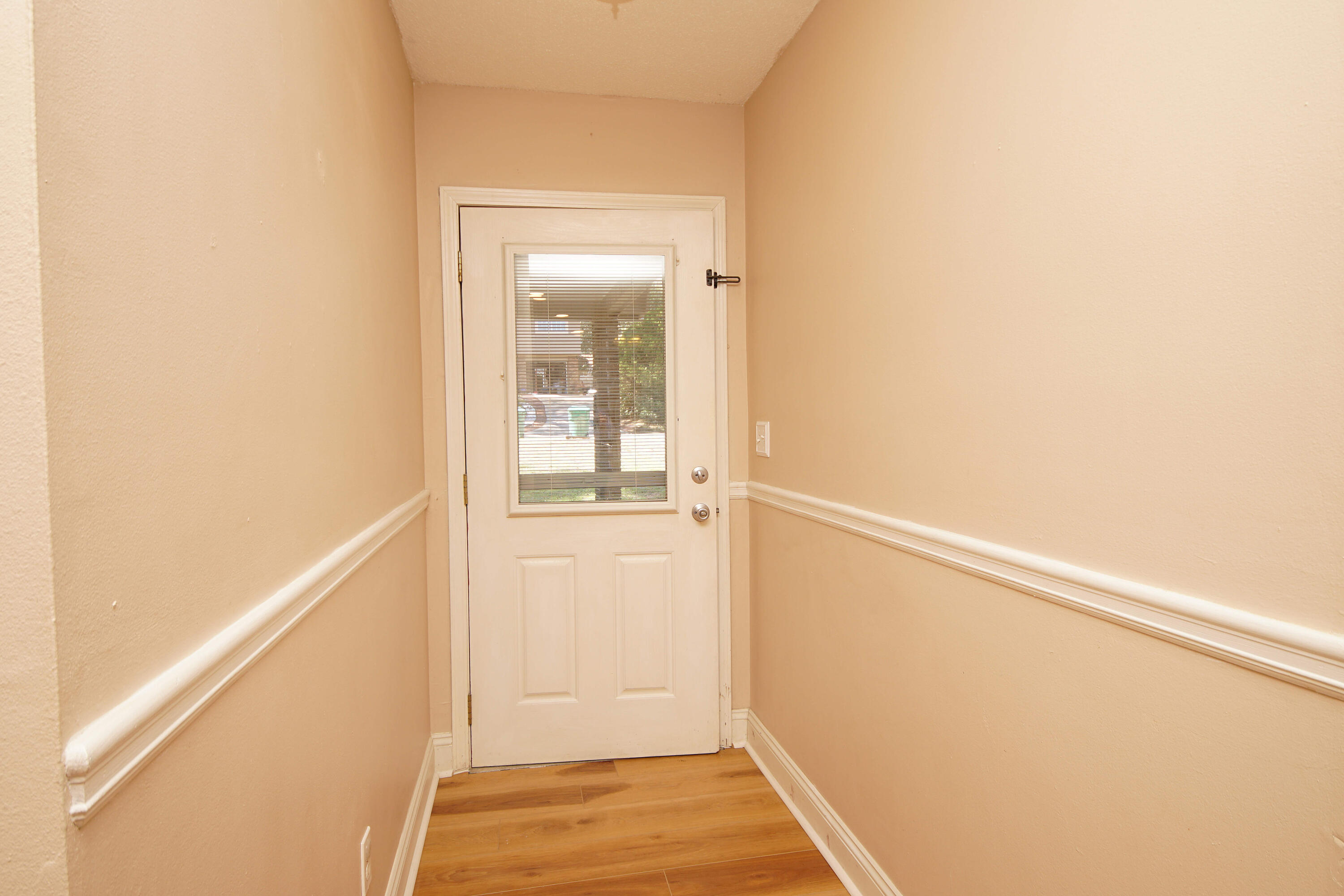 CREEKSIDE - Residential Lease
