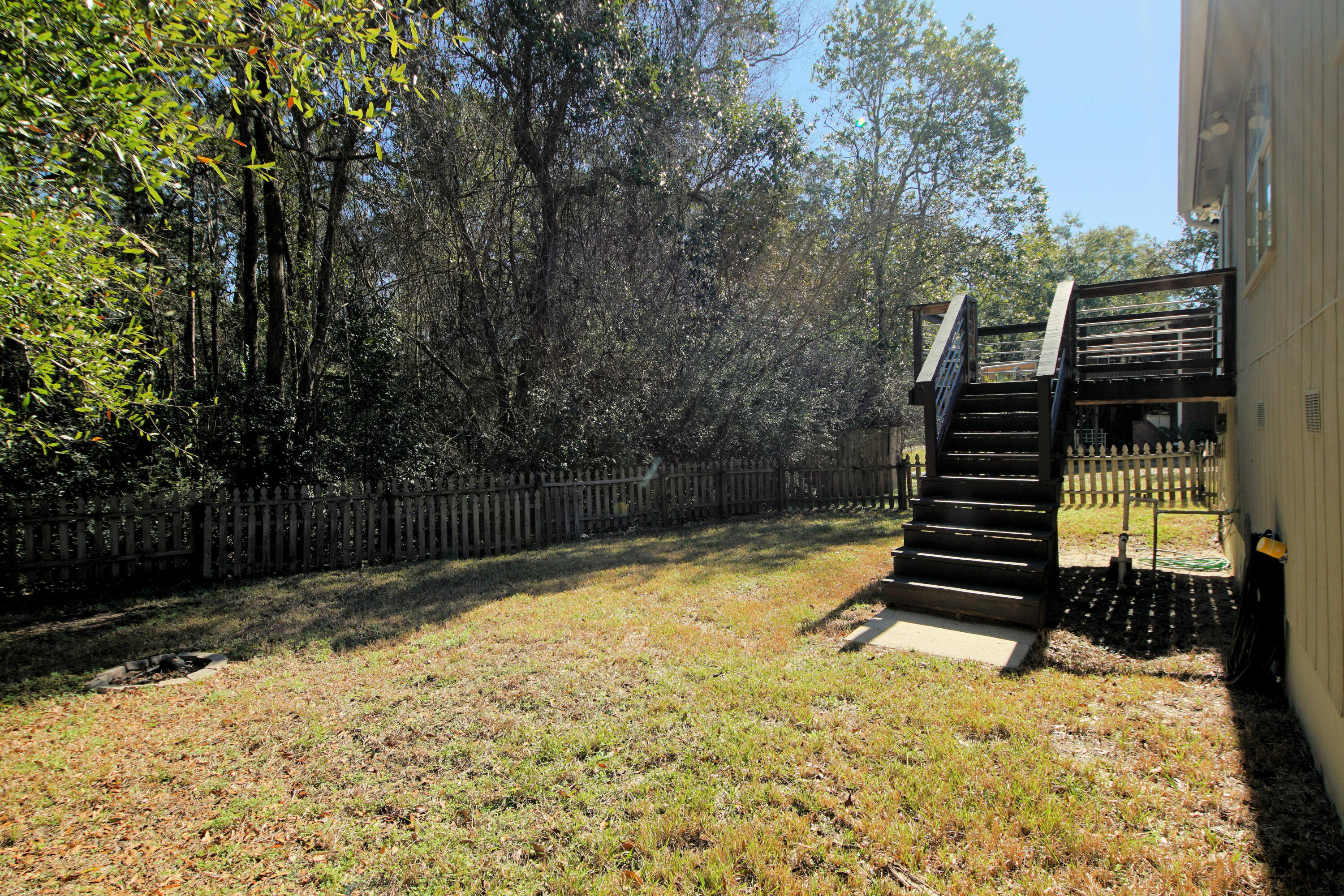 CREEKSIDE - Residential Lease