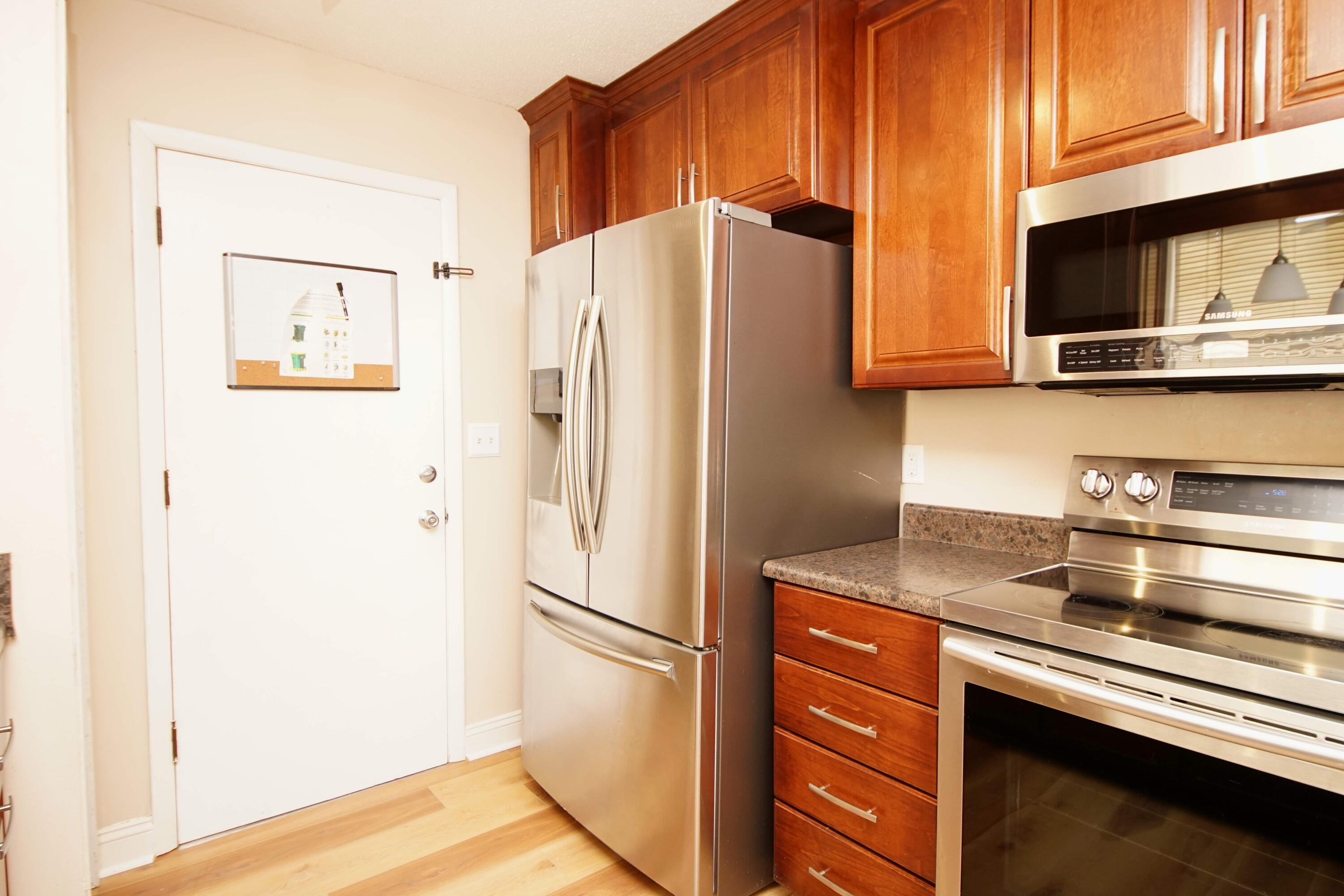 CREEKSIDE - Residential Lease