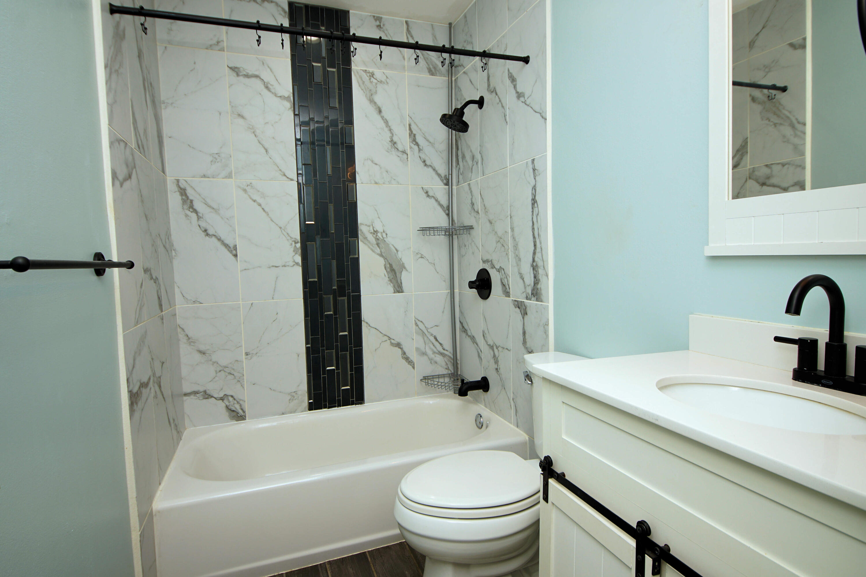 CREEKSIDE - Residential Lease