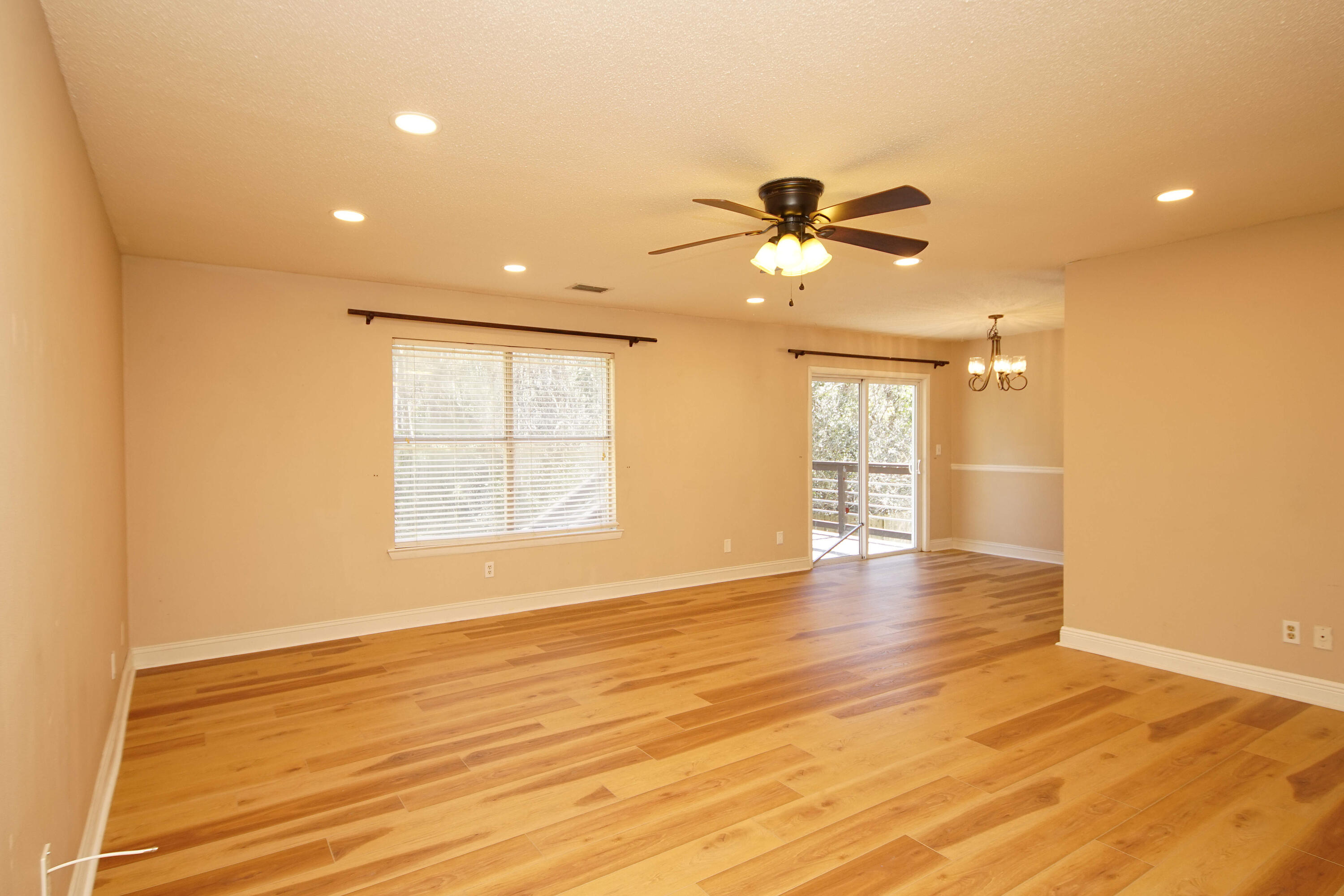 CREEKSIDE - Residential Lease