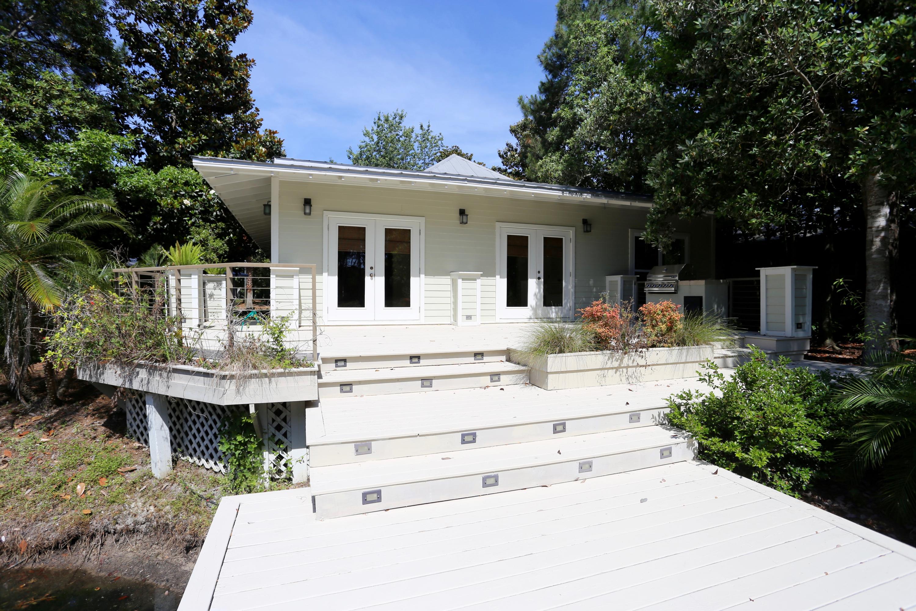 PRESTWICK PLACE - Residential