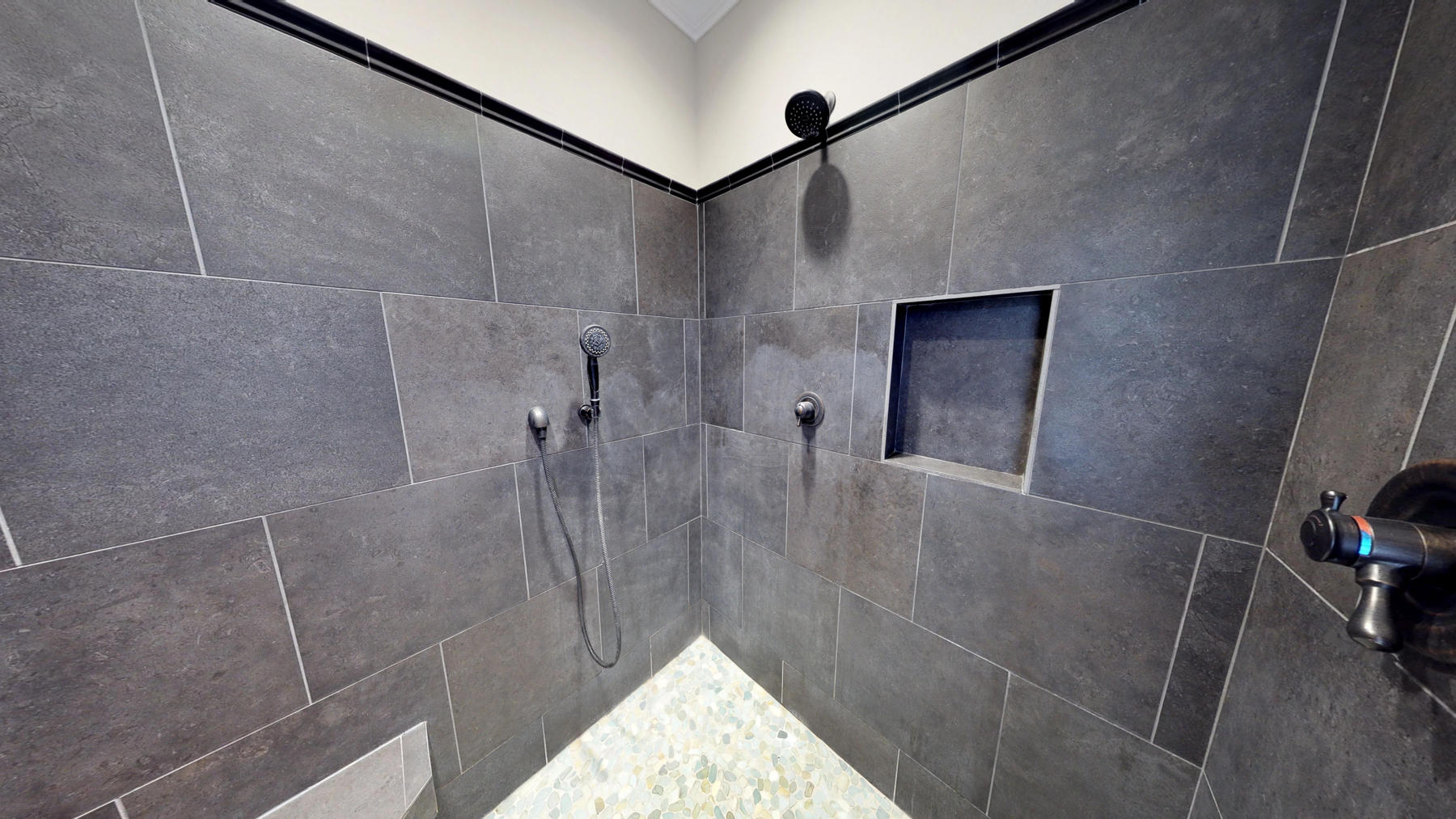 VILLAGE OF BOLTON AT BLUEWATER BAY - Residential