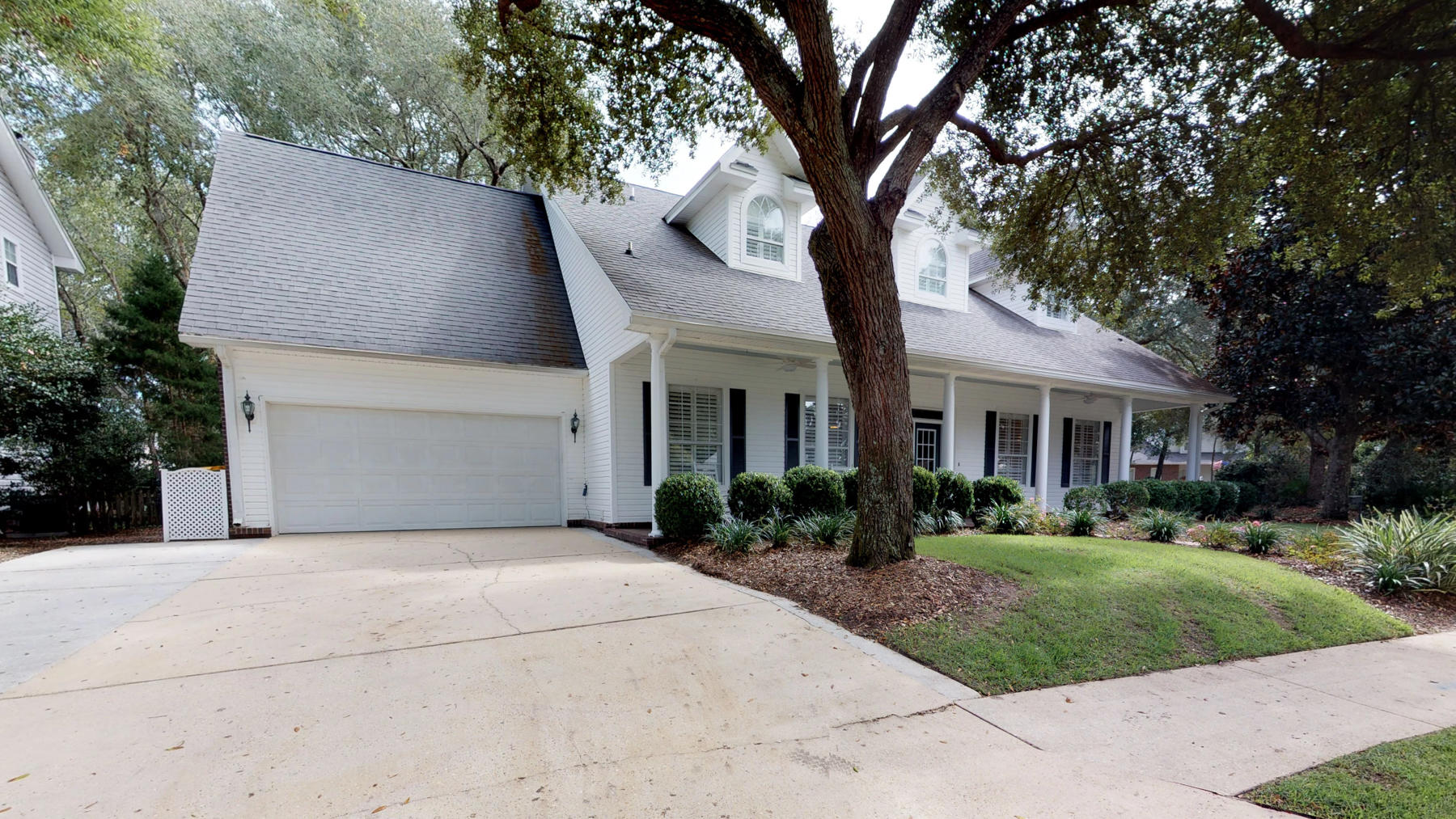 VILLAGE OF BOLTON AT BLUEWATER BAY - Residential