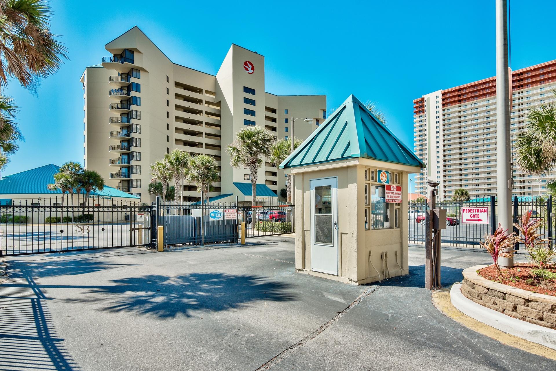 SUNBIRD CONDO - Residential