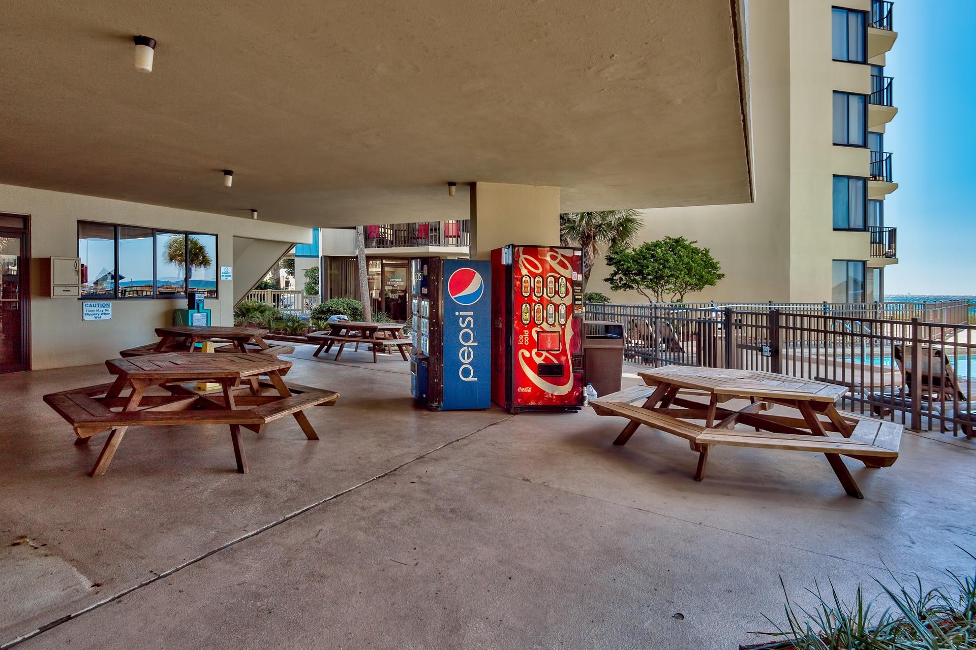 SUNBIRD CONDO - Residential