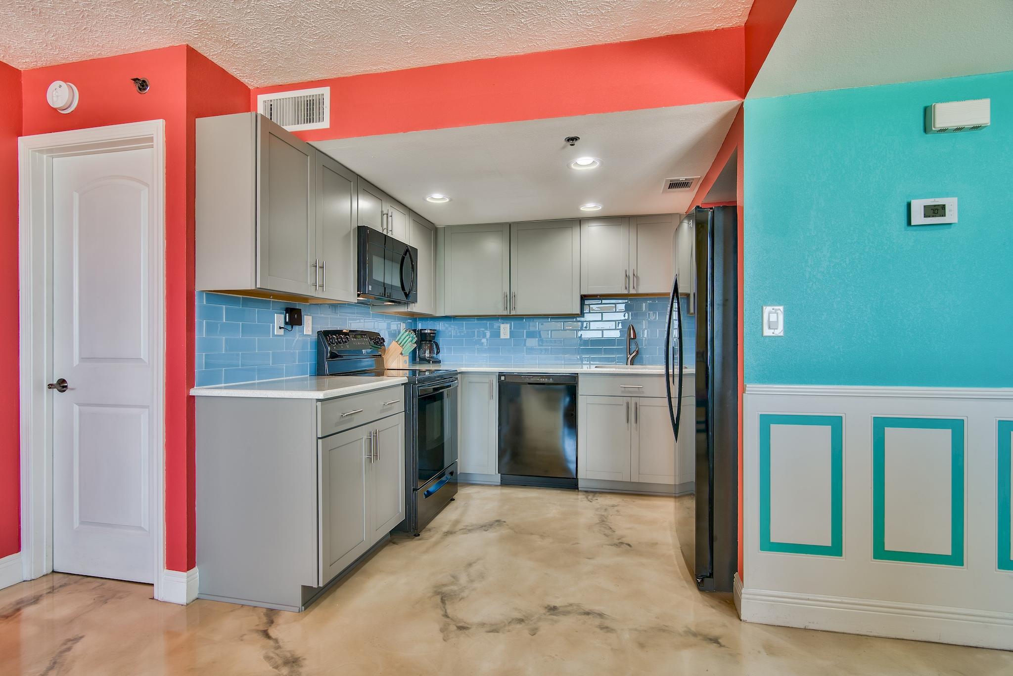 SUNBIRD CONDO - Residential