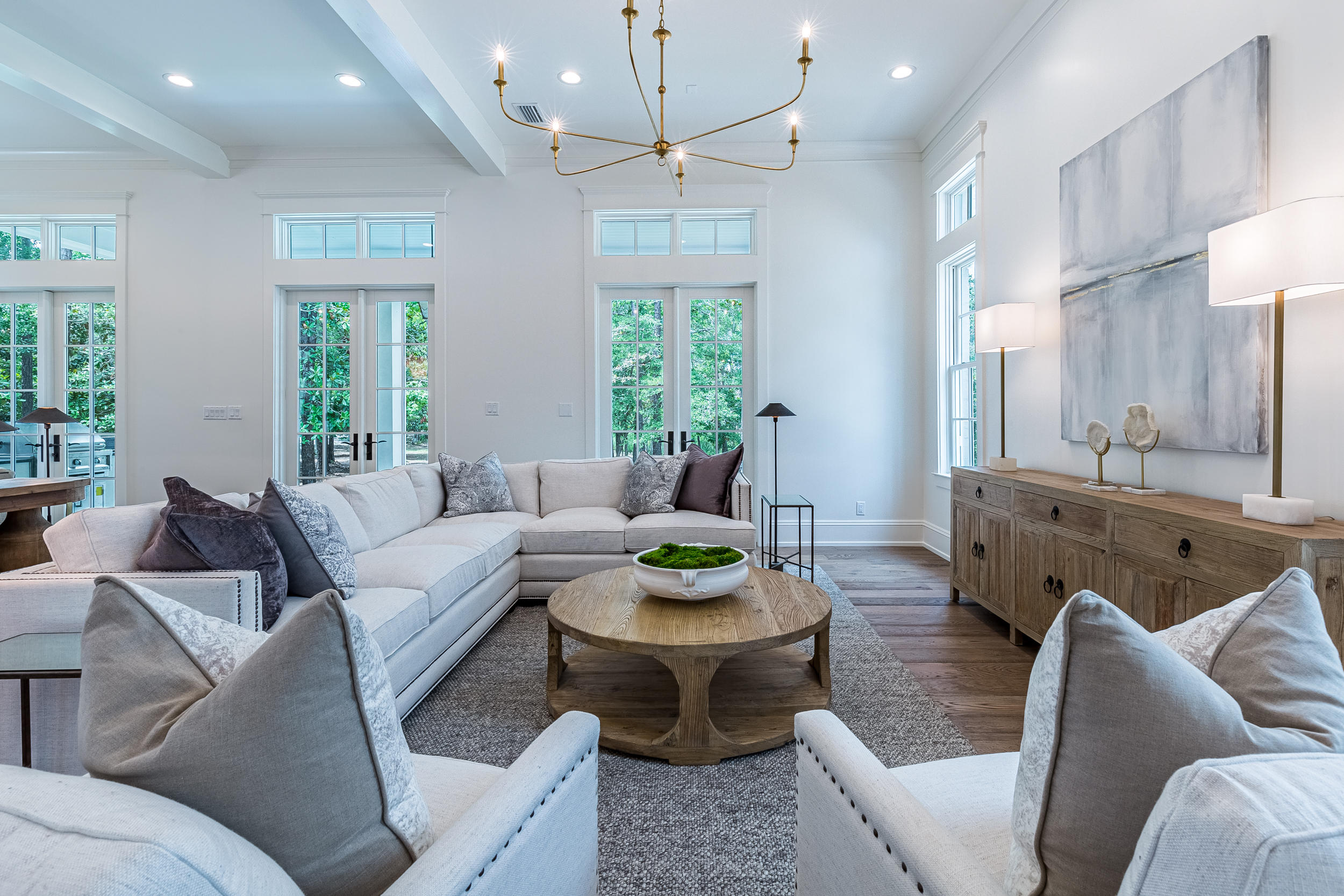 CHURCHILL OAKS - Residential