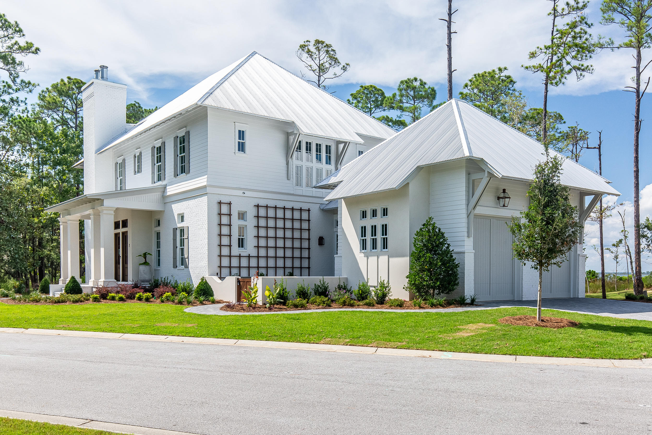 CHURCHILL OAKS - Residential