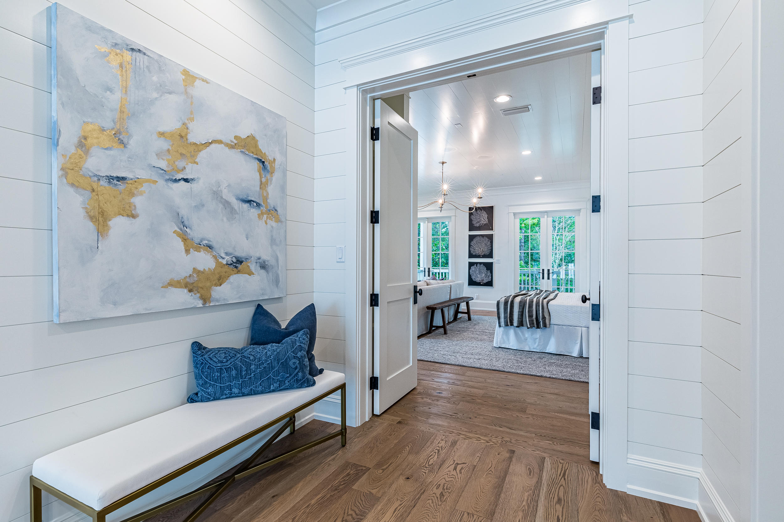 CHURCHILL OAKS - Residential