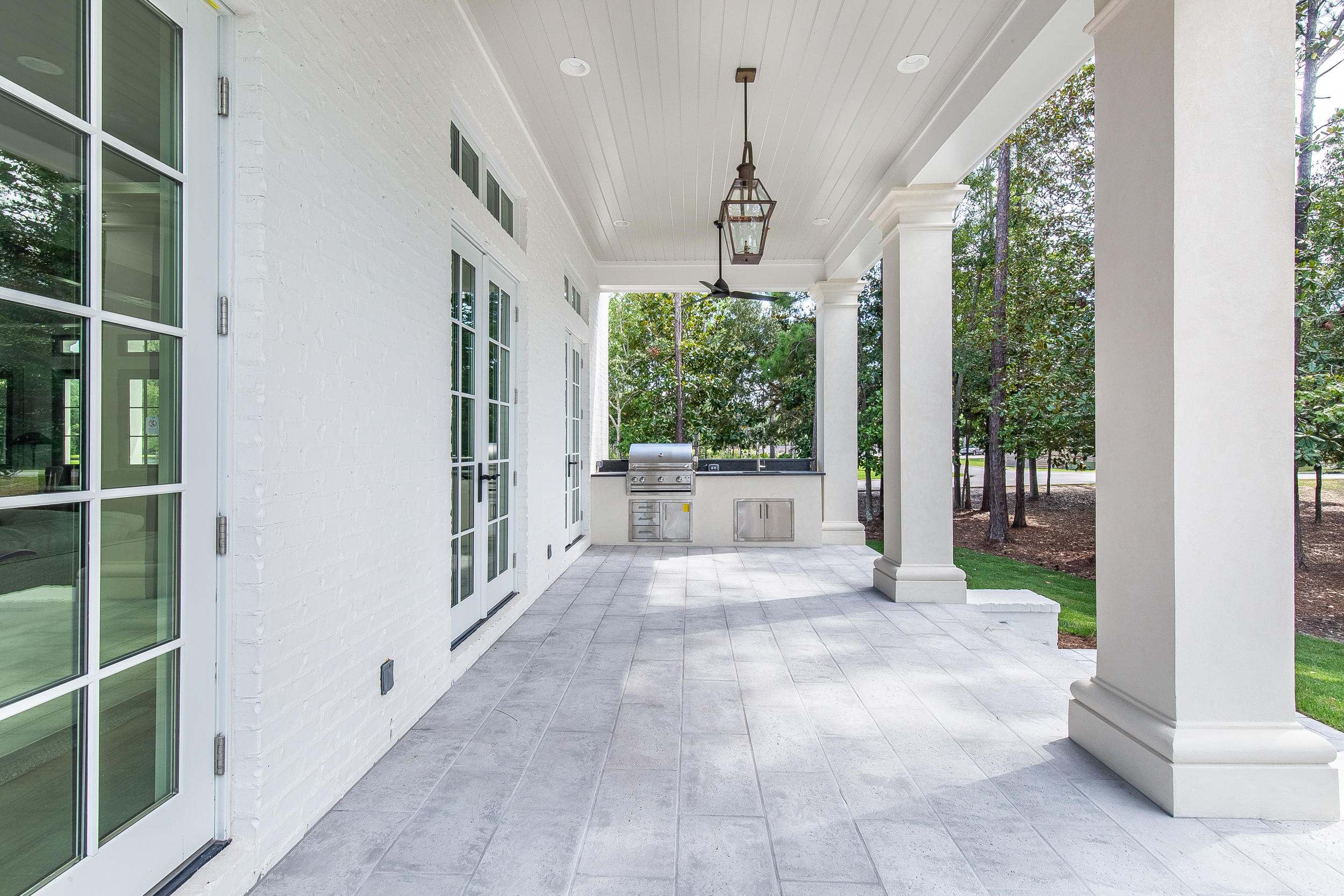 CHURCHILL OAKS - Residential