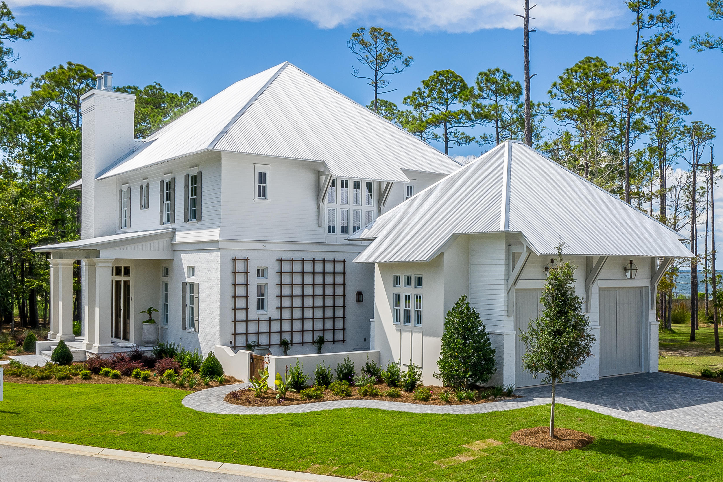 CHURCHILL OAKS - Residential