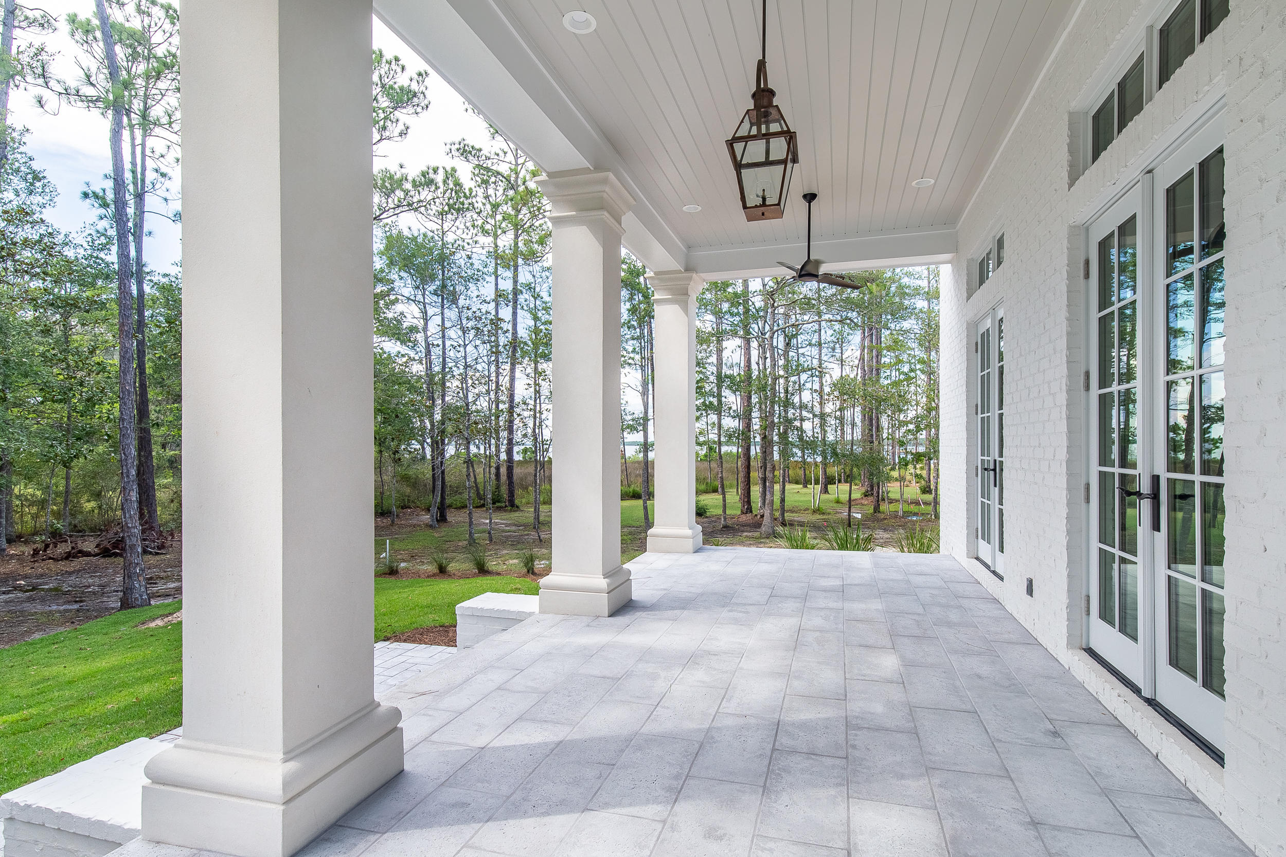 CHURCHILL OAKS - Residential