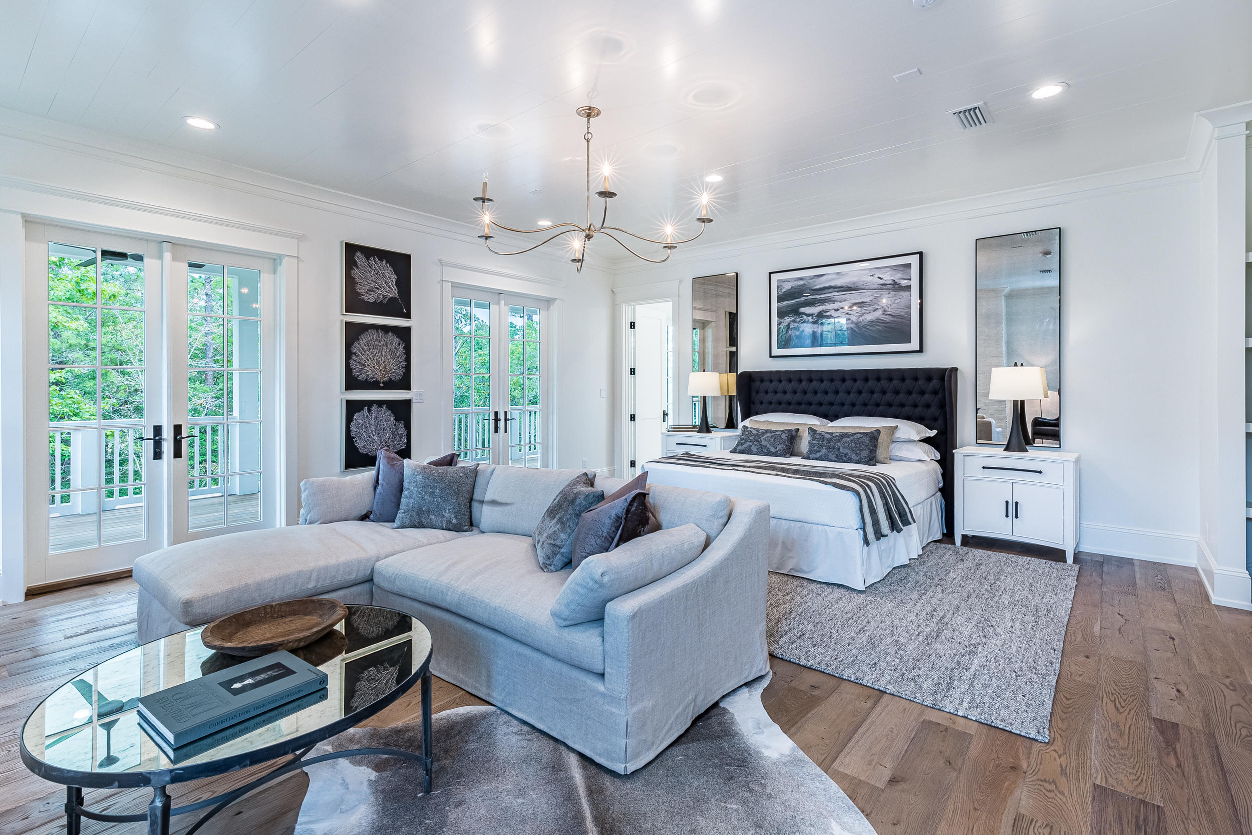 CHURCHILL OAKS - Residential