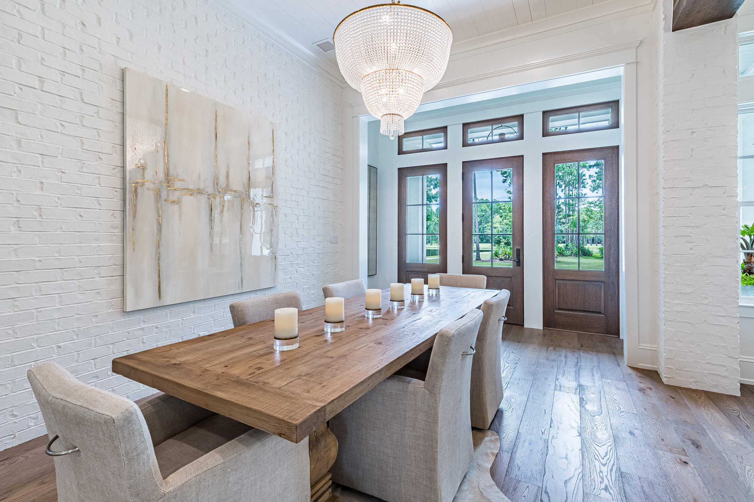 CHURCHILL OAKS - Residential