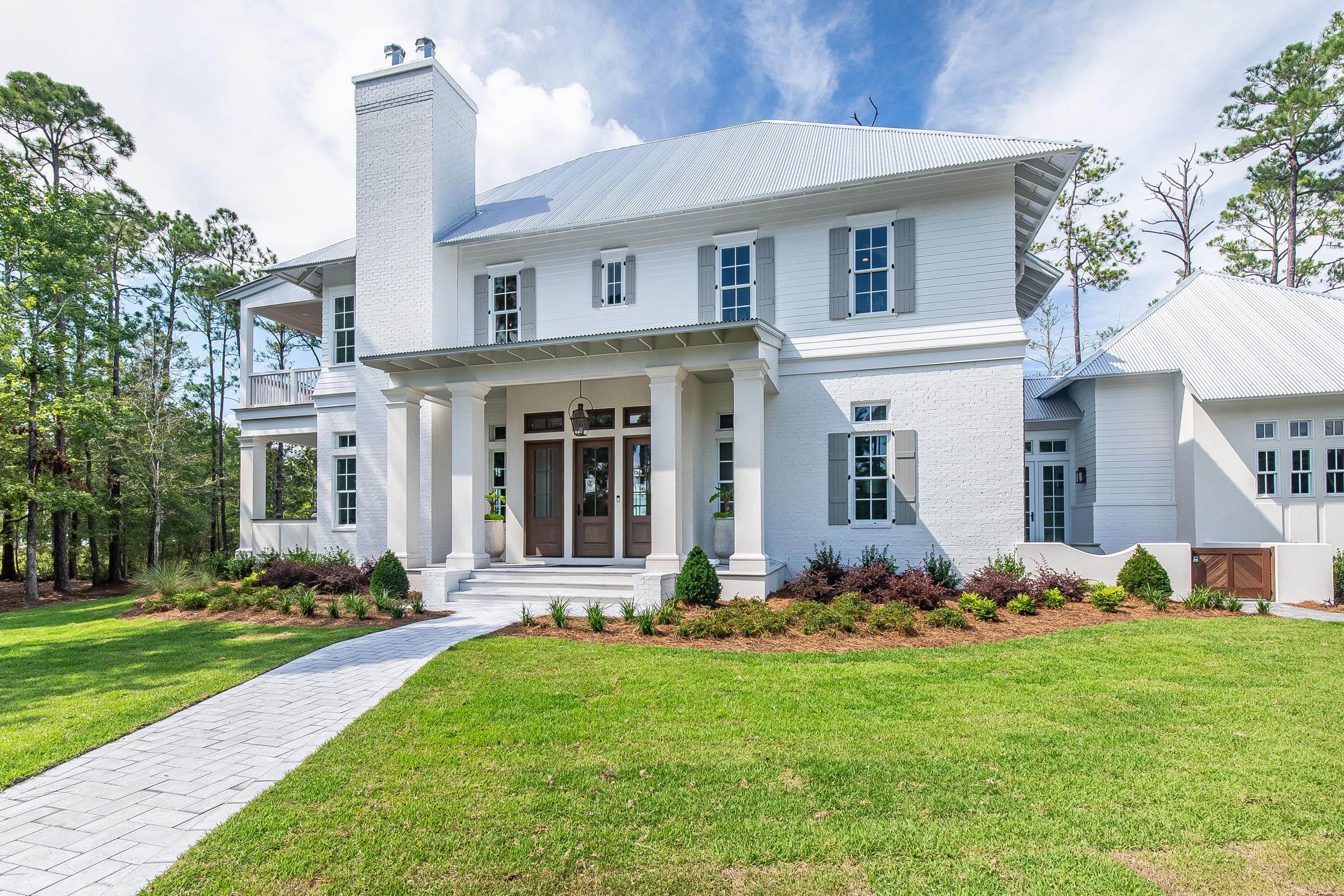 CHURCHILL OAKS - Residential