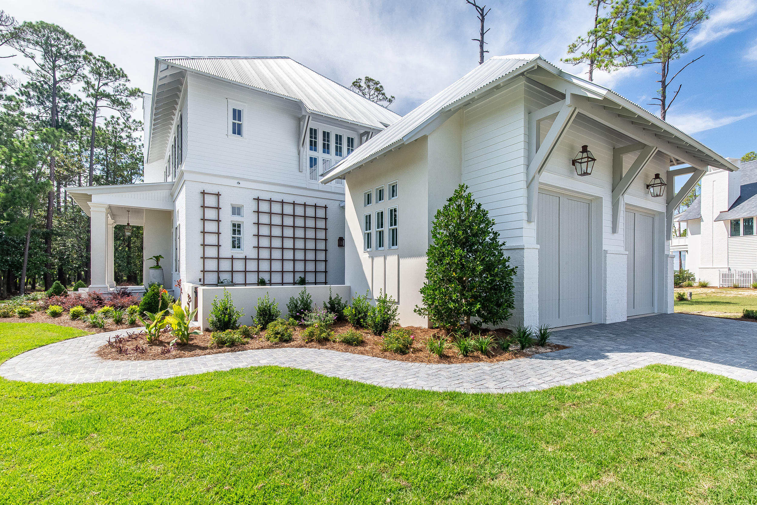 CHURCHILL OAKS - Residential