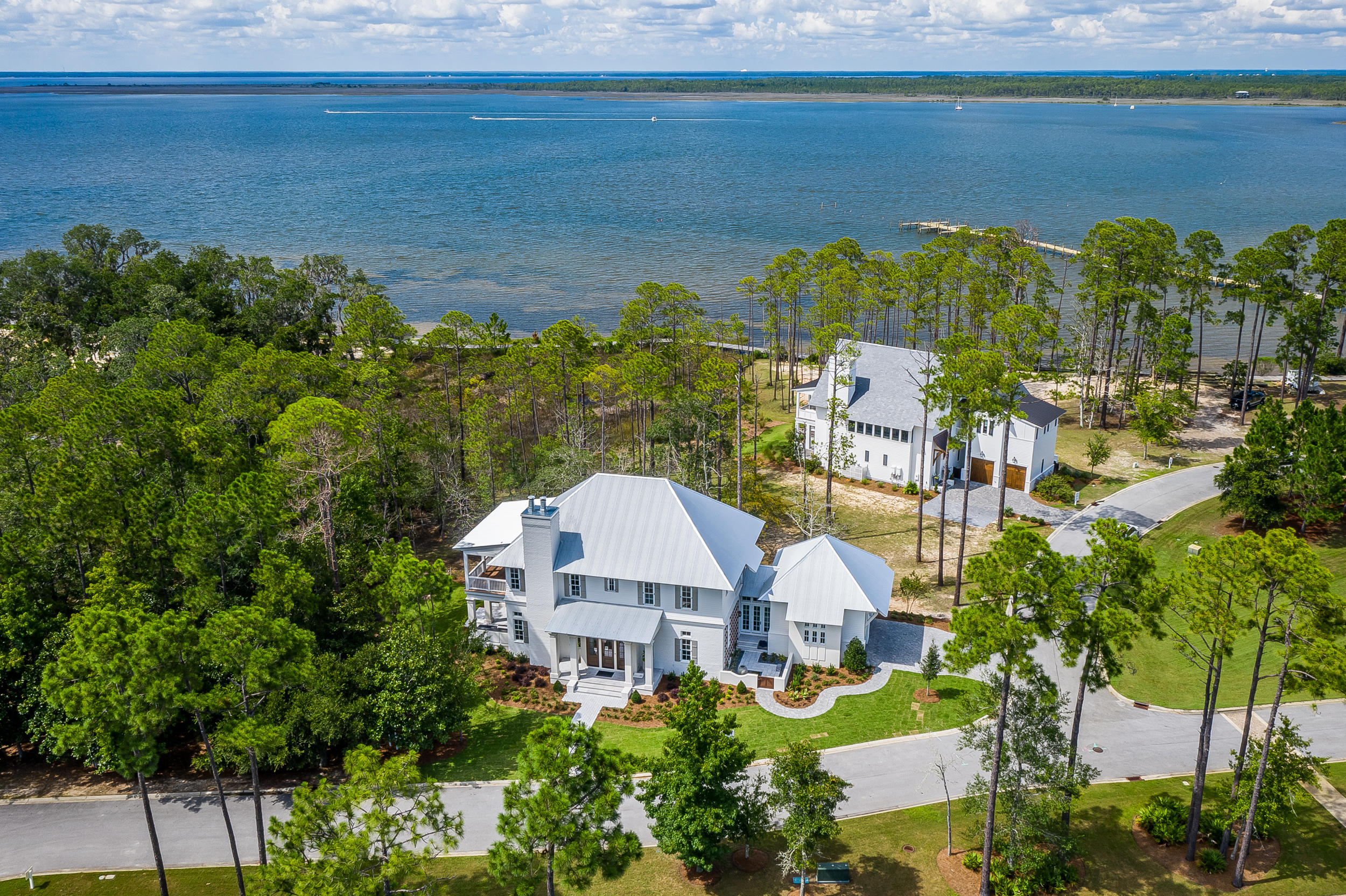 CHURCHILL OAKS - Residential