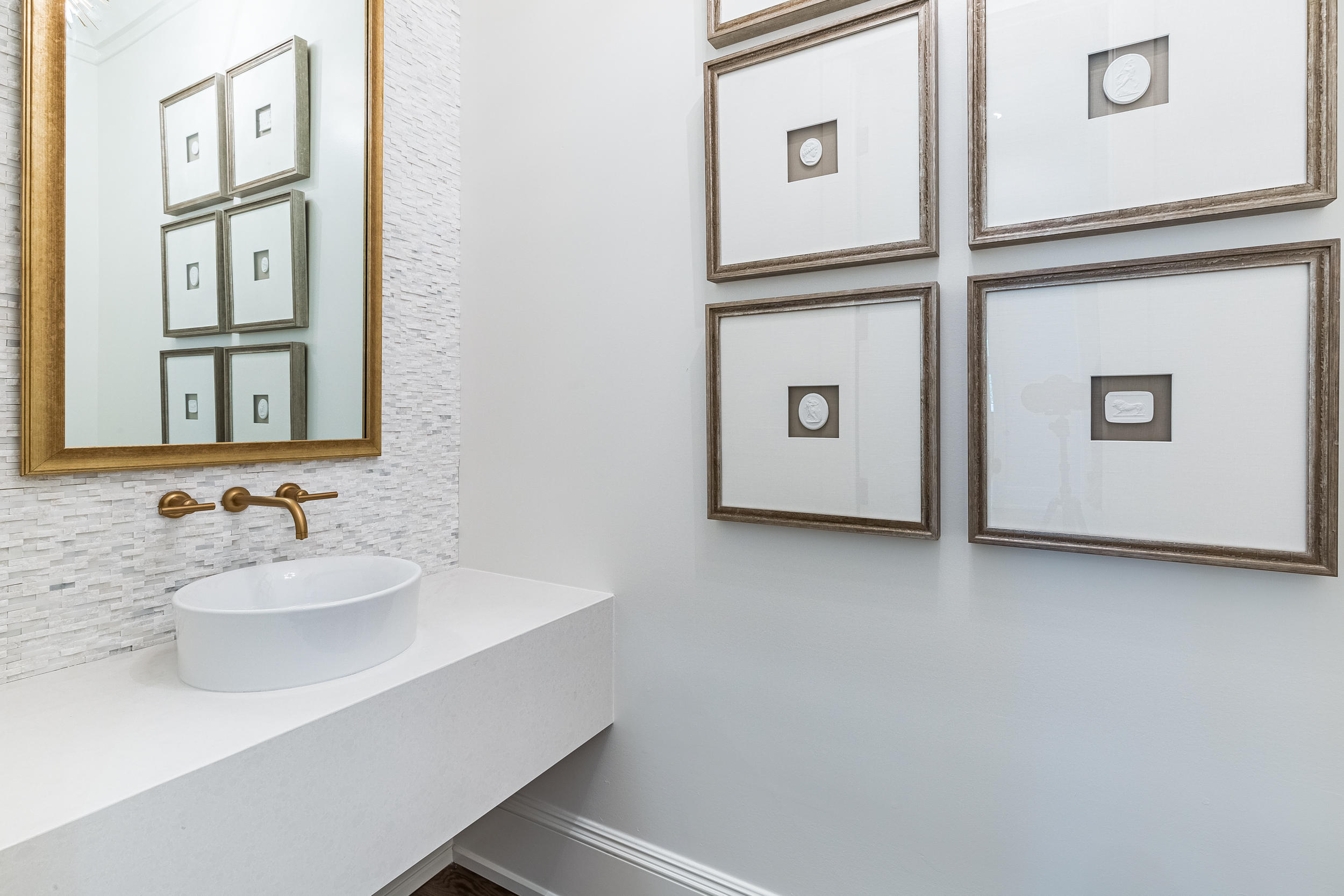 CHURCHILL OAKS - Residential