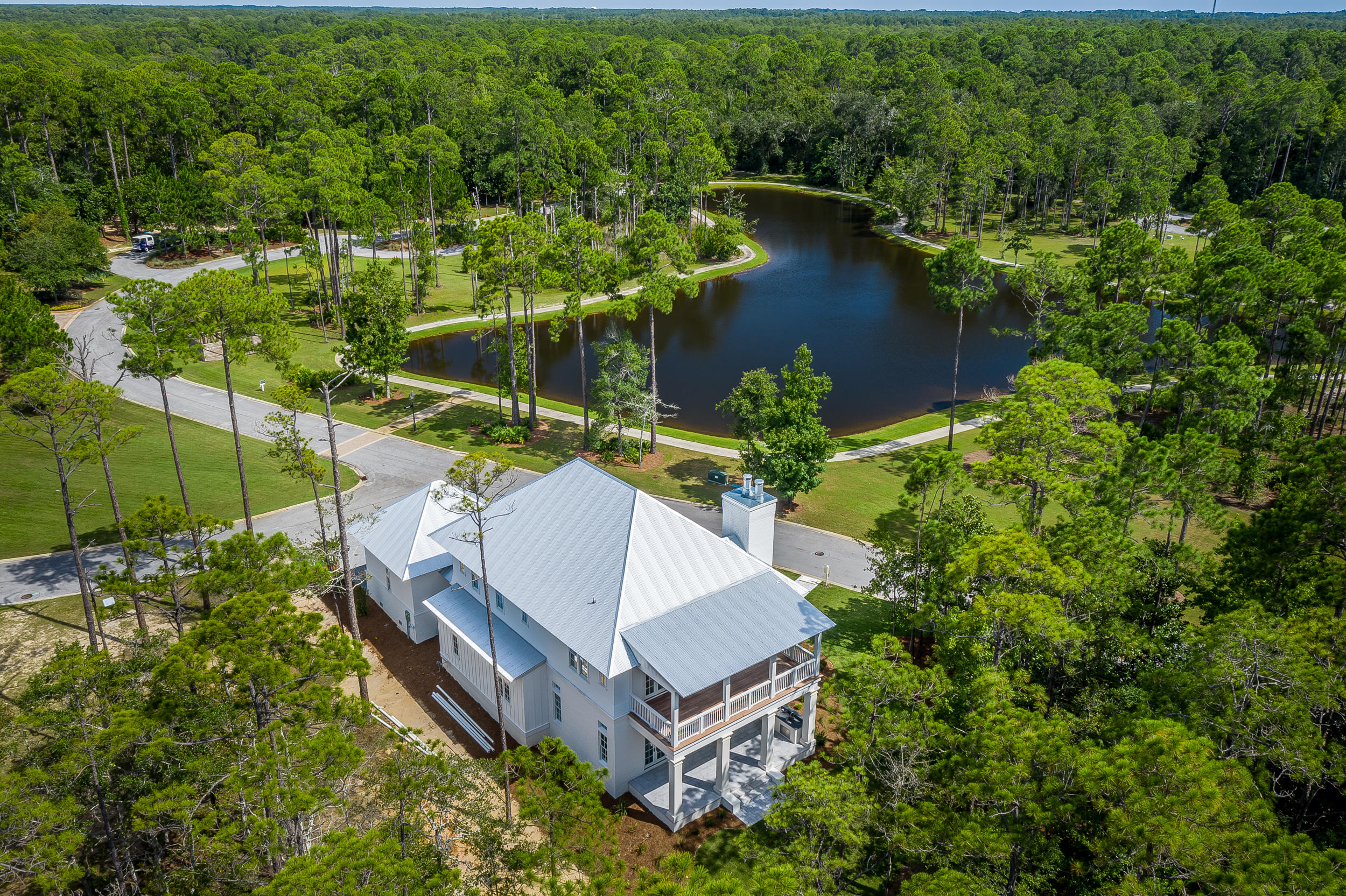 CHURCHILL OAKS - Residential