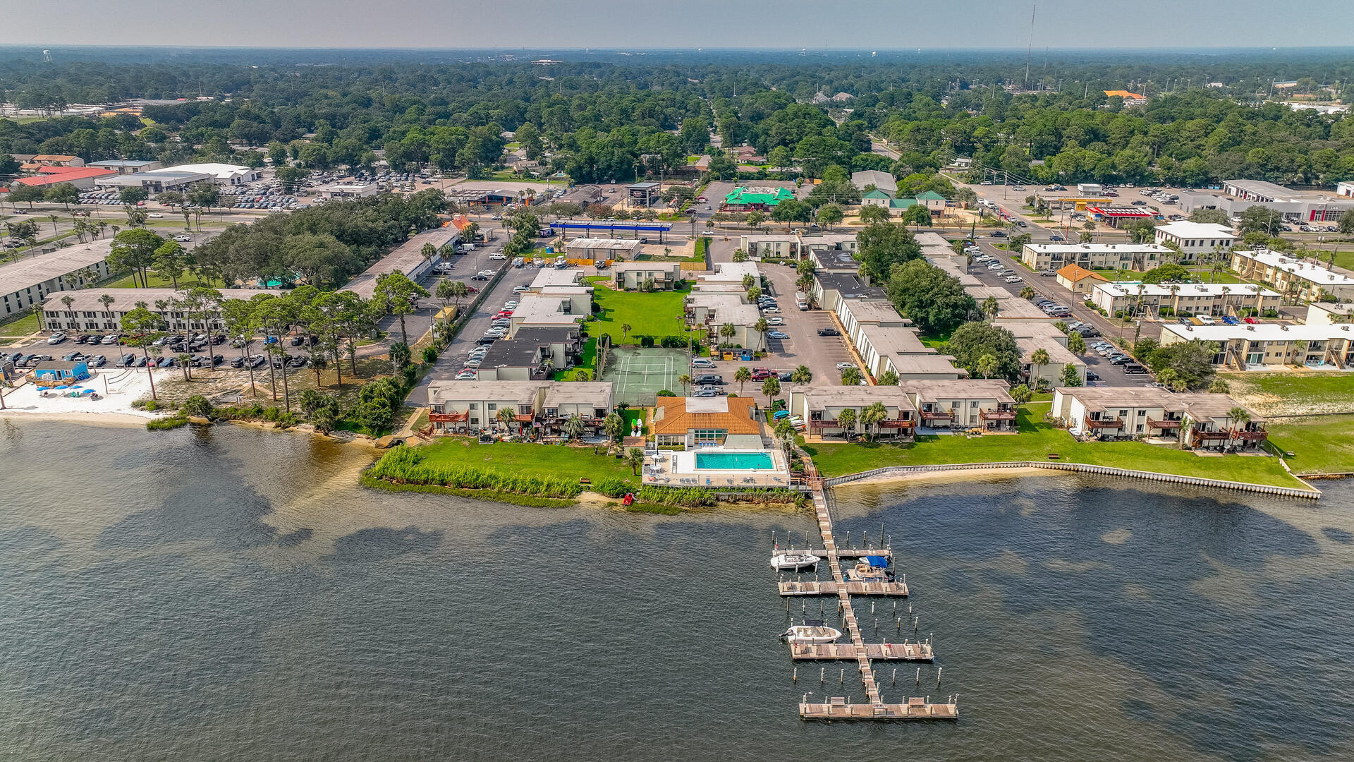 FOUNTAINHEAD CONDO - Residential Lease