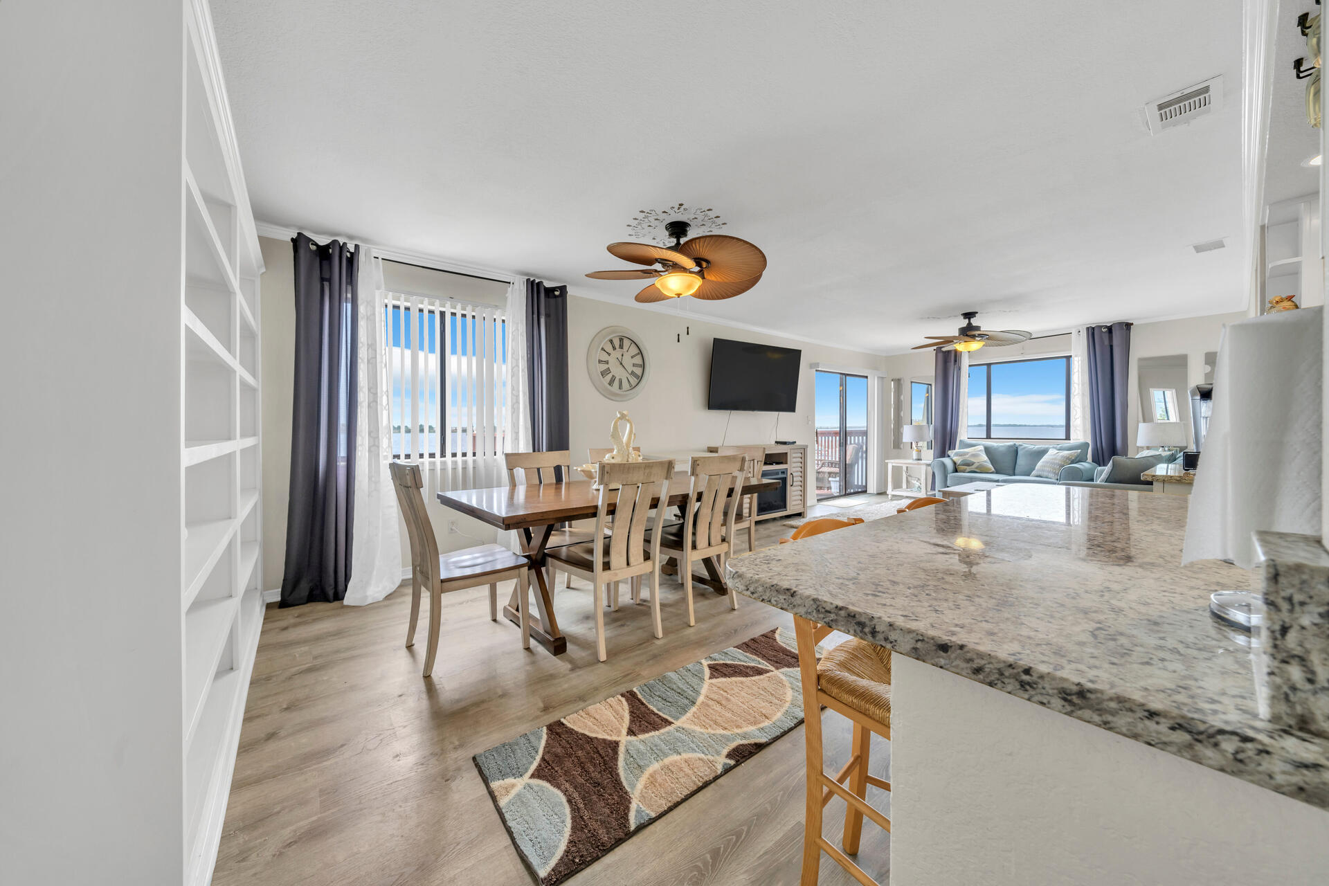 FOUNTAINHEAD CONDO - Residential Lease