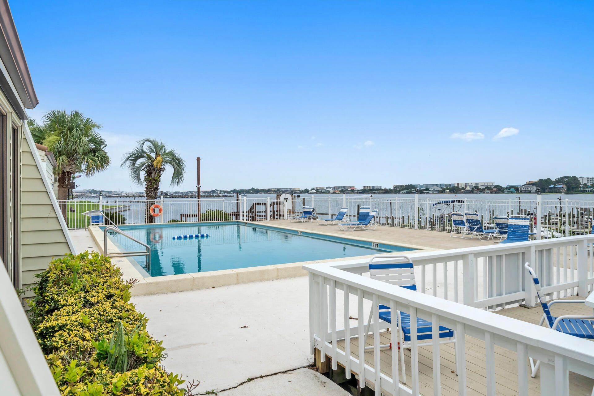 FOUNTAINHEAD CONDO - Residential Lease