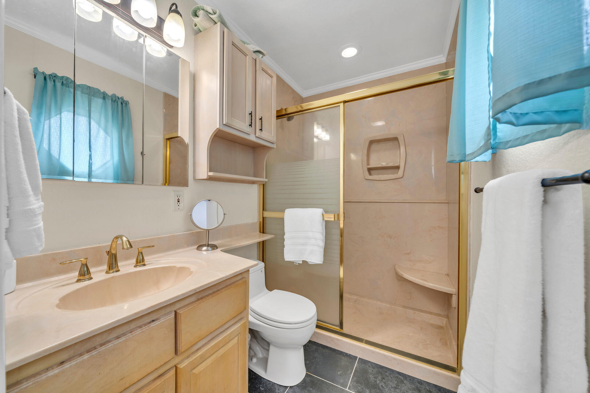 FOUNTAINHEAD CONDO - Residential Lease