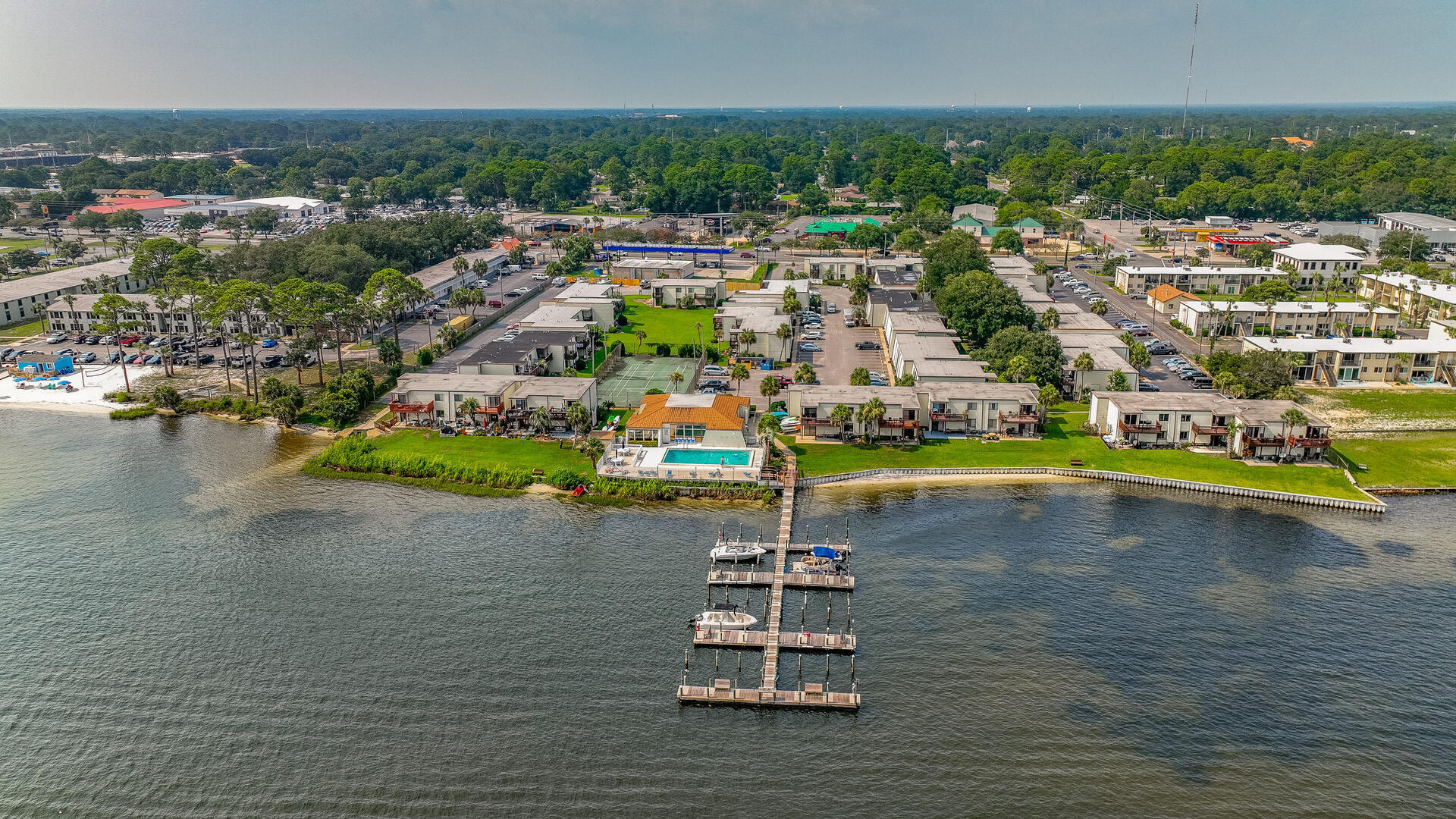 FOUNTAINHEAD CONDO - Residential Lease
