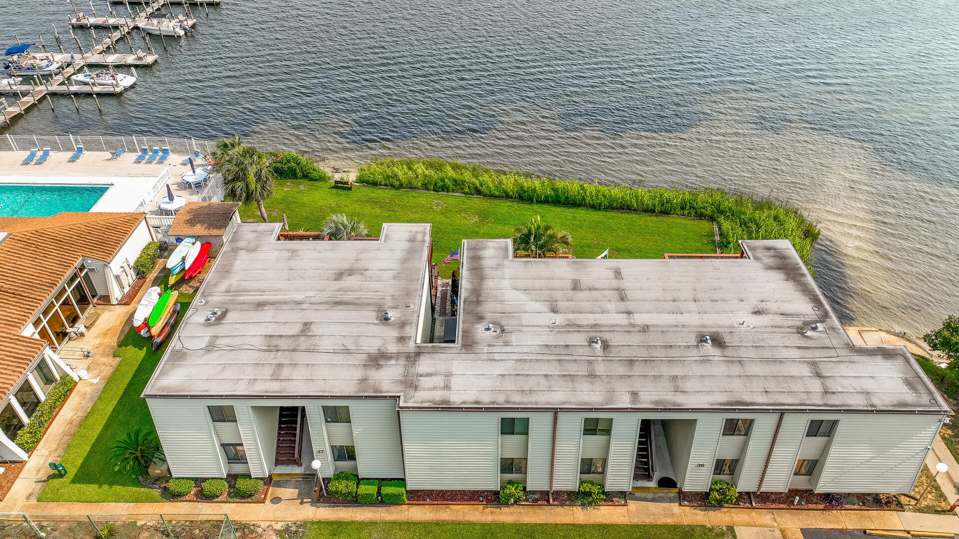 FOUNTAINHEAD CONDO - Residential Lease