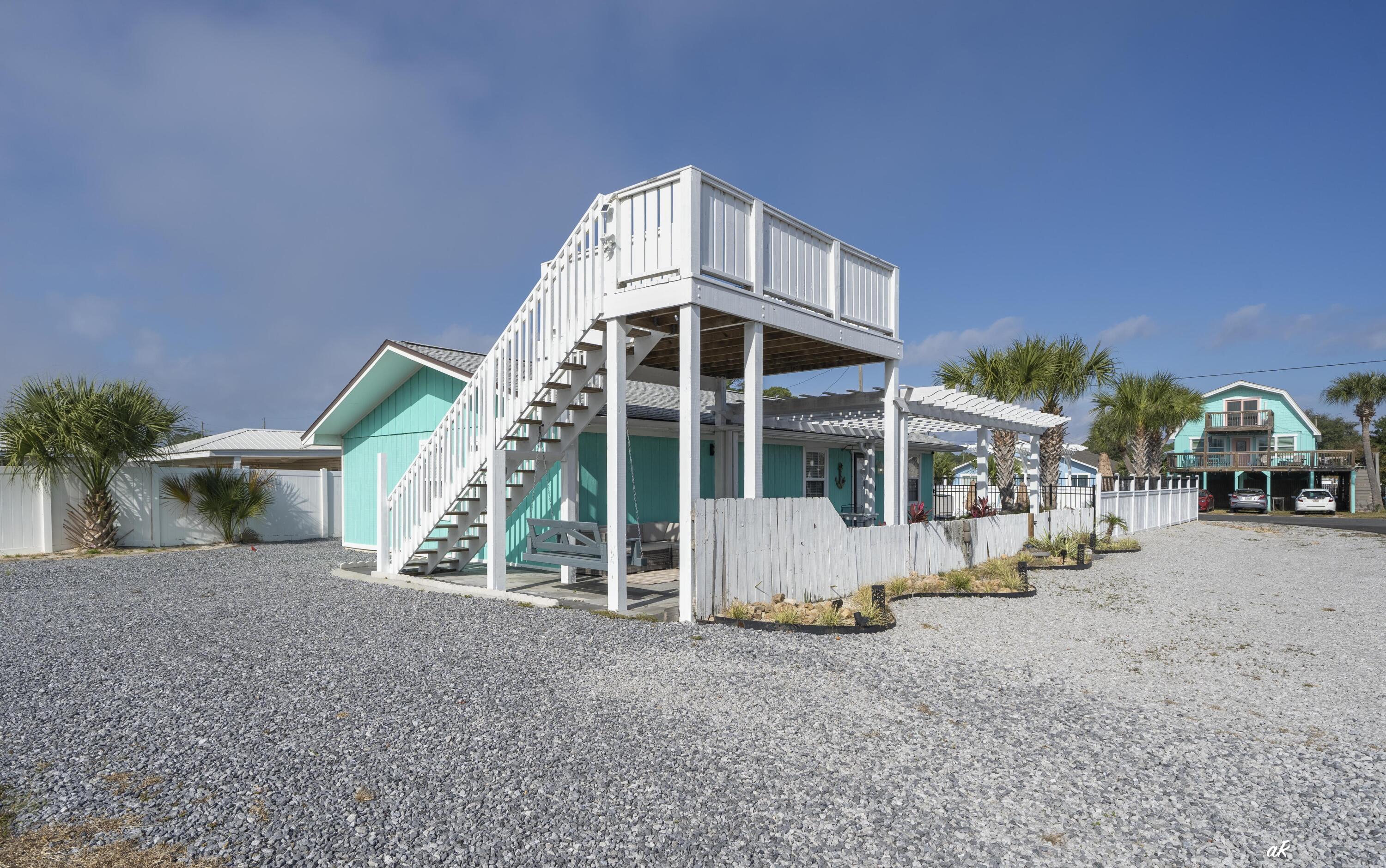 HOLIDAY BEACH UNIT 14 - Residential