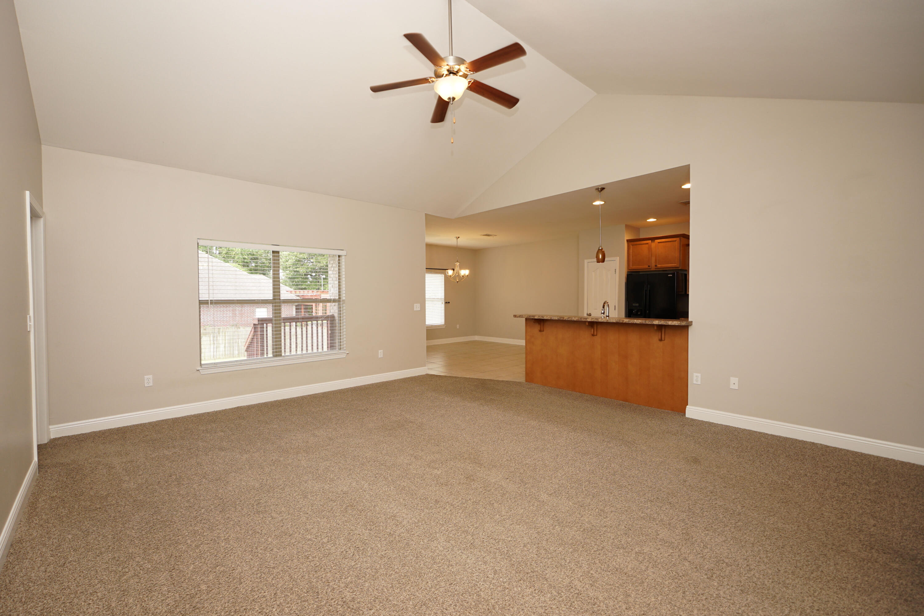ROLLING RIDGE - Residential